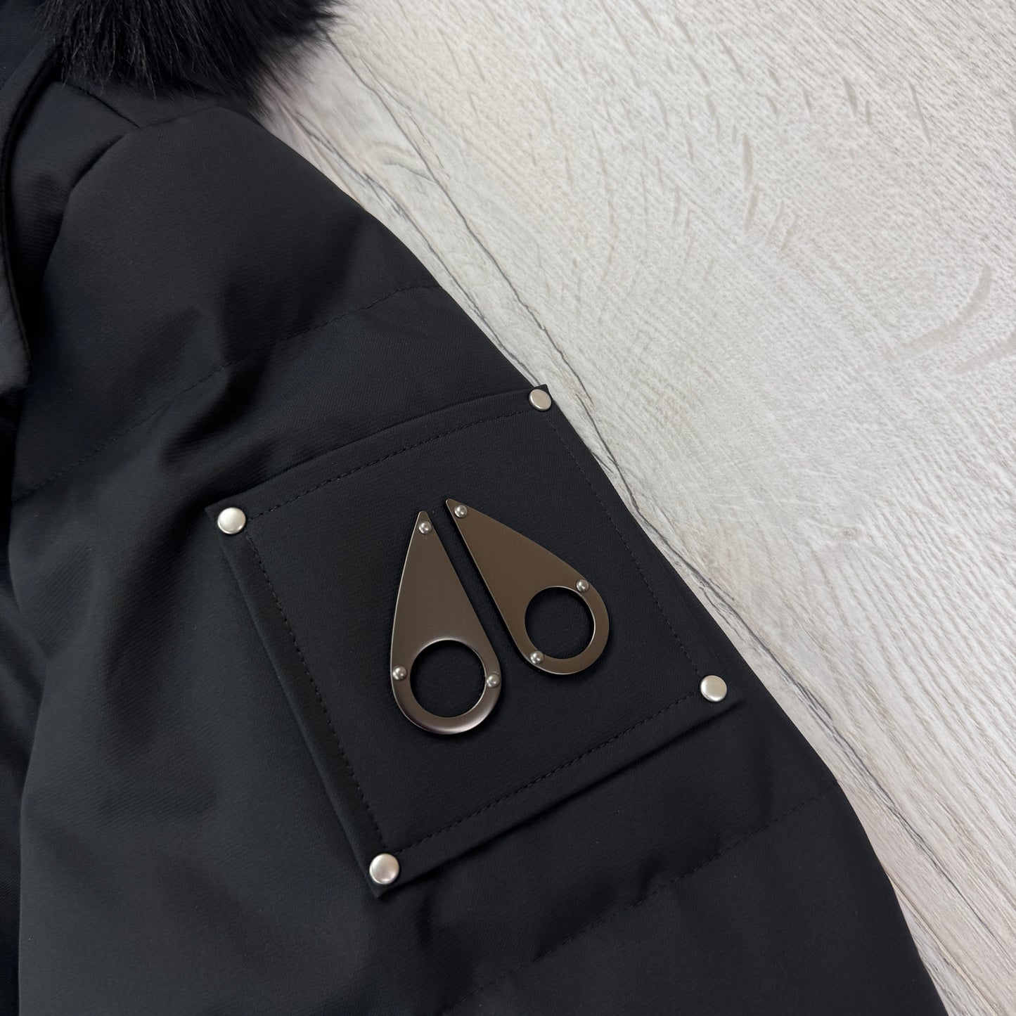 Moose Knuckles Men’s Black 3Q Shearling-Trim Jacket