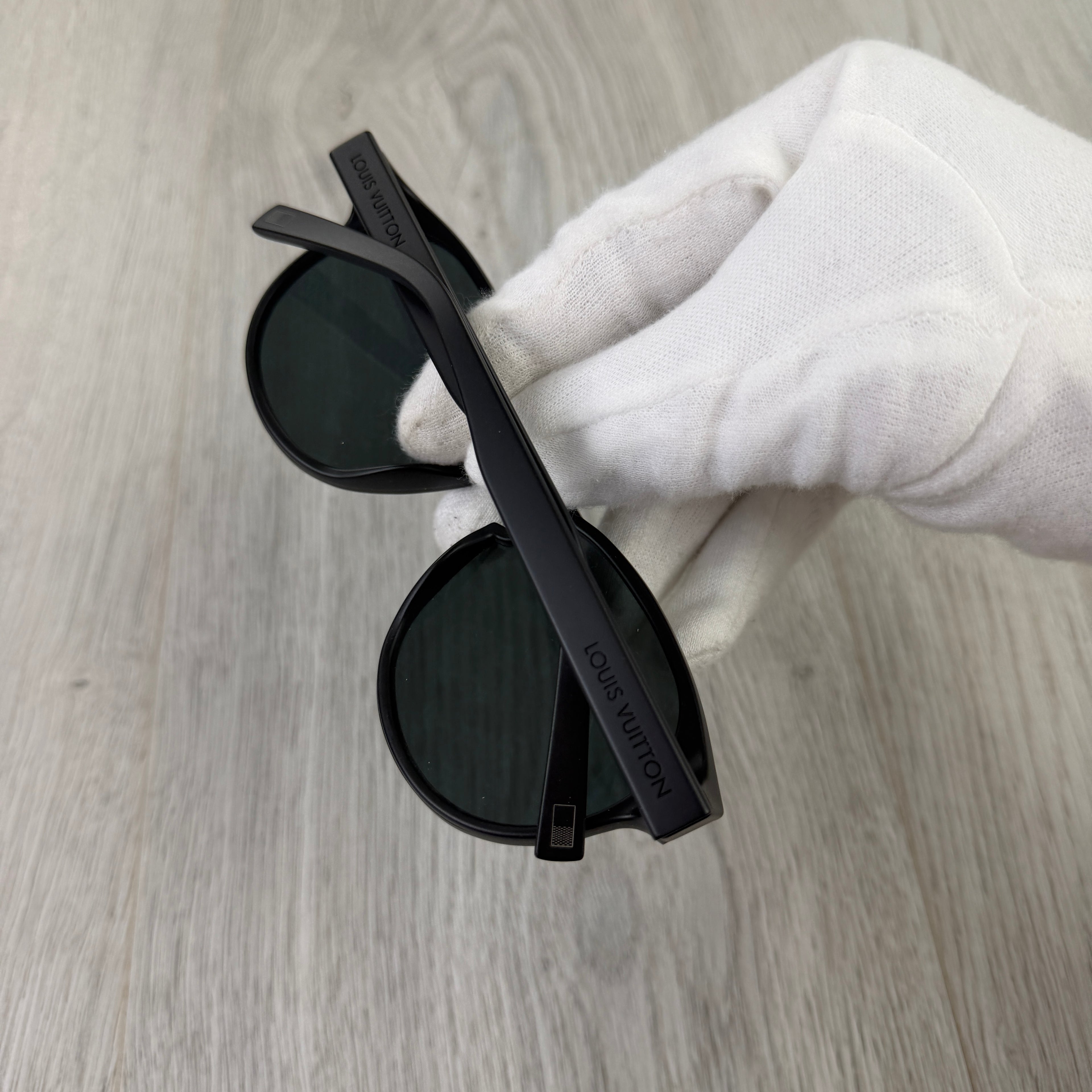 Louis Vuitton Men’s Black Waimea Monogram Rounded Sunglasses