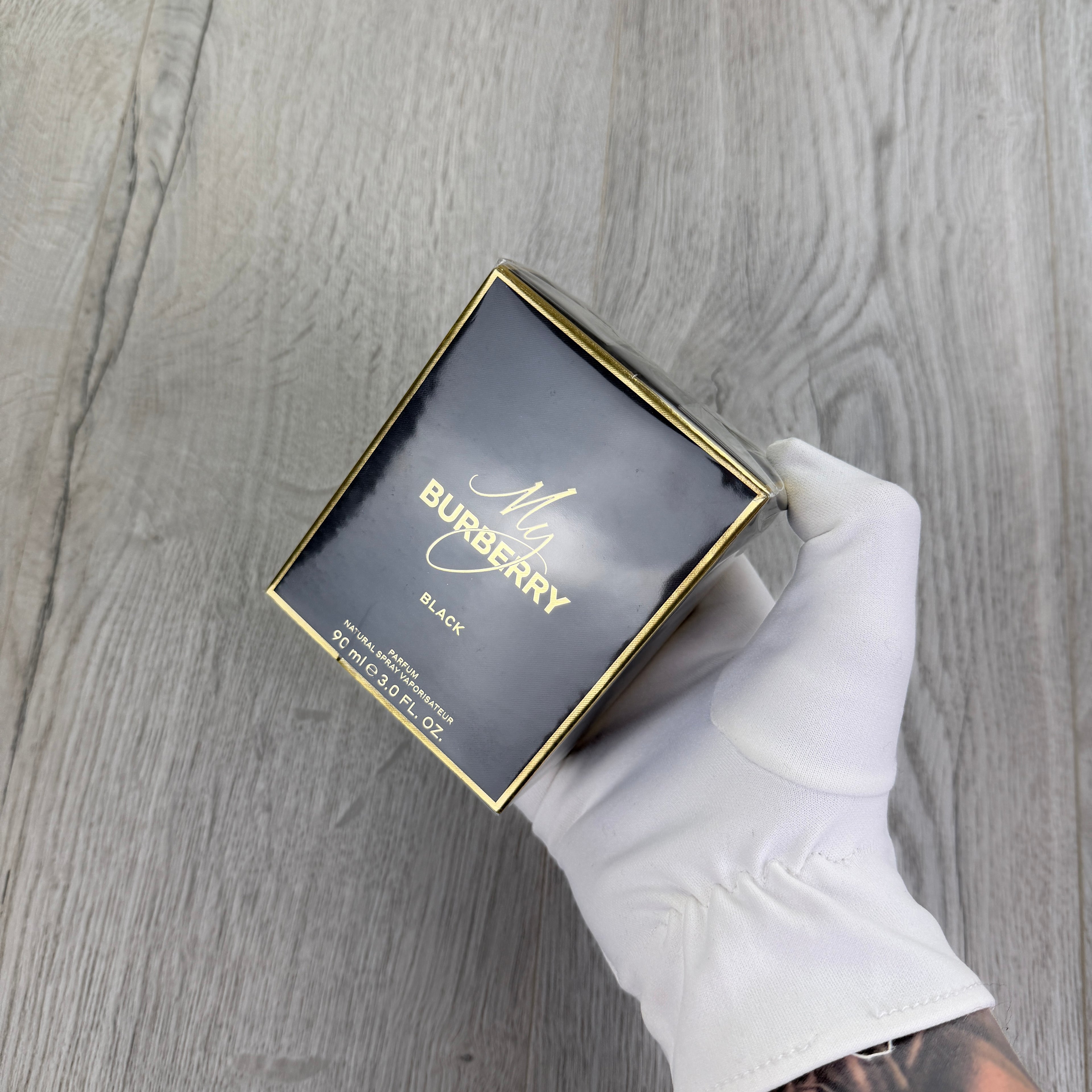 Burberry Women’s Black Perfume  90ml