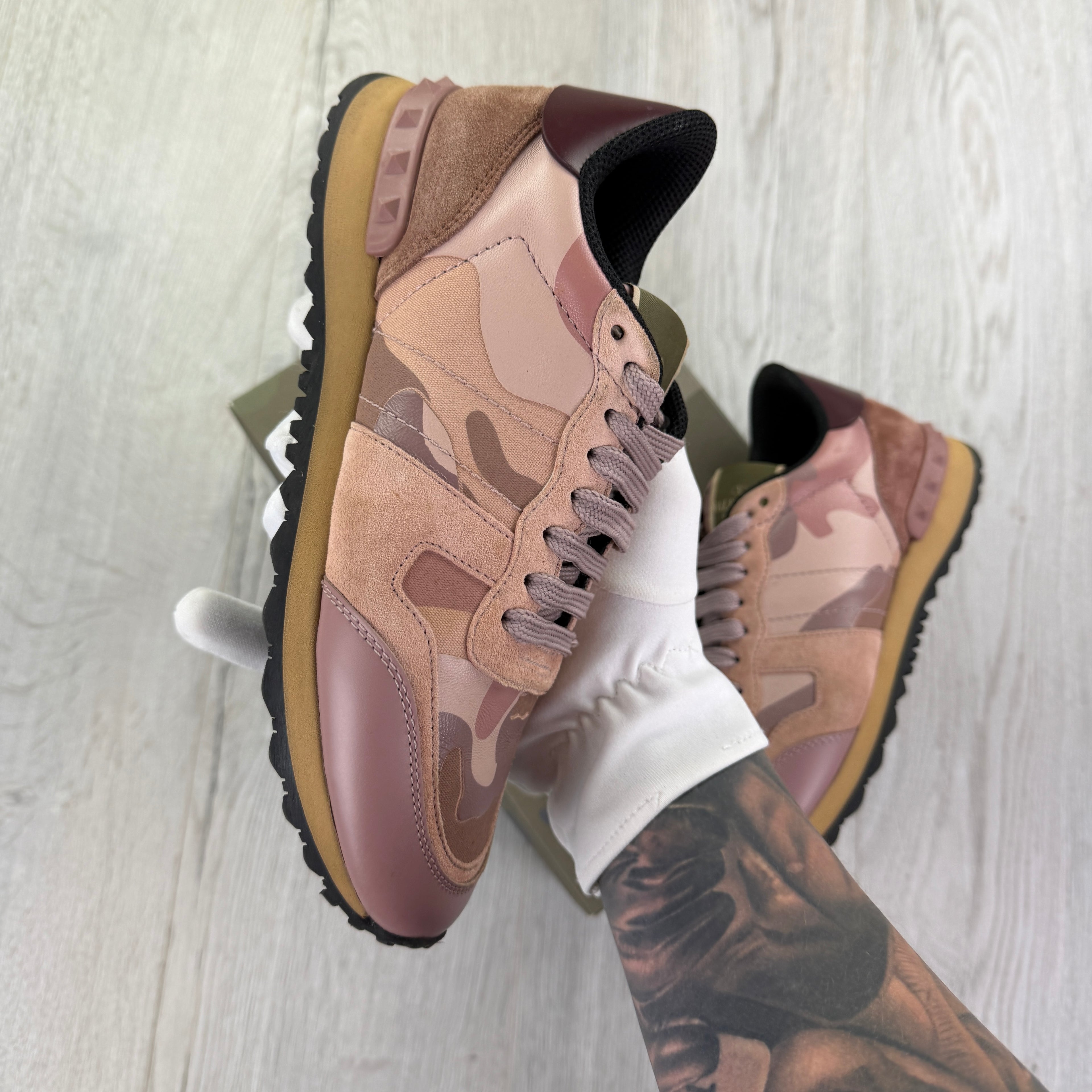 Valentino Women’s Pink Camo Rockrunner Trainers - UK 4.5