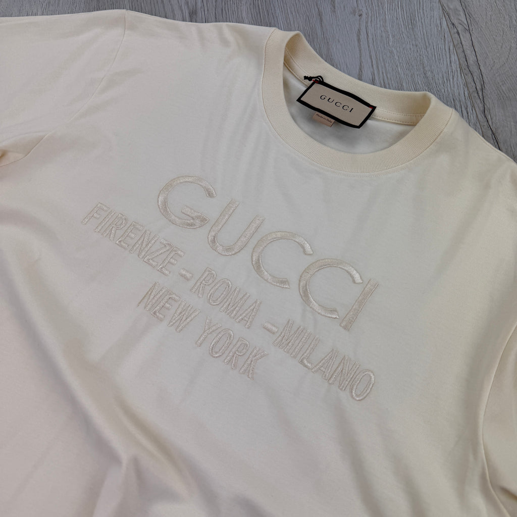 Gucci Men’s Beige T-shirt - Medium