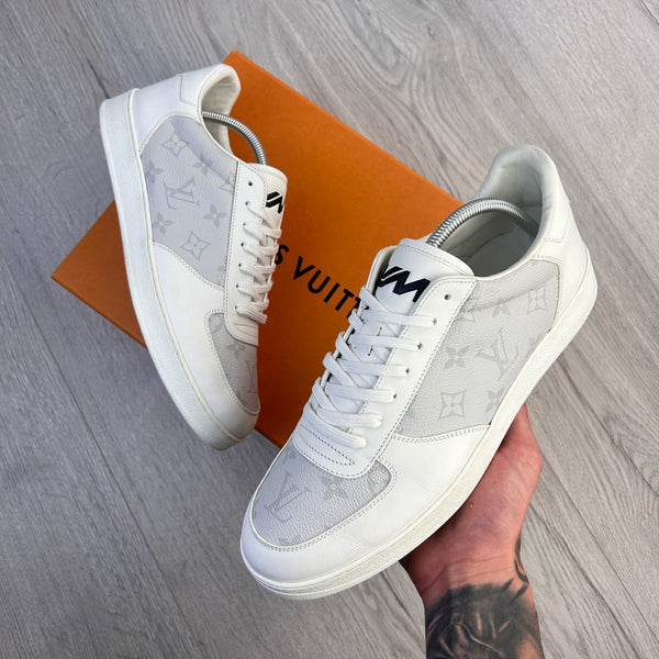 Louis Vuitton Men's White Low Monogram Sneakers - Uk 8.5/9