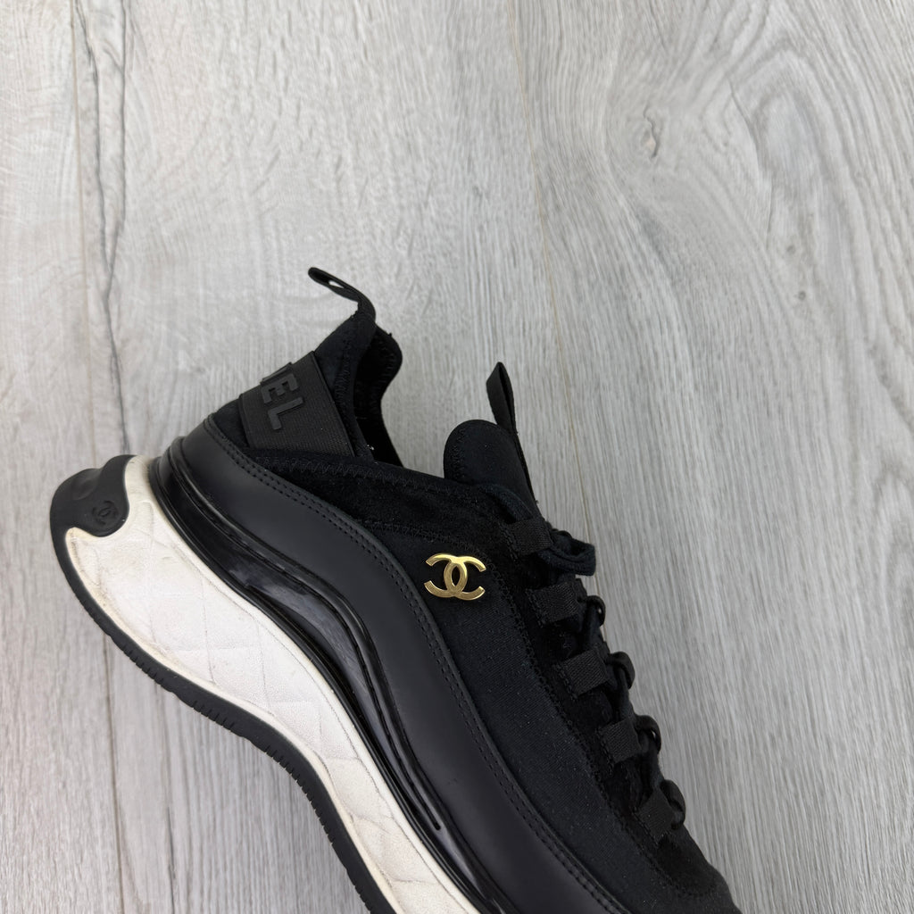 Chanel Men’s  Black CC Runners - Uk 7