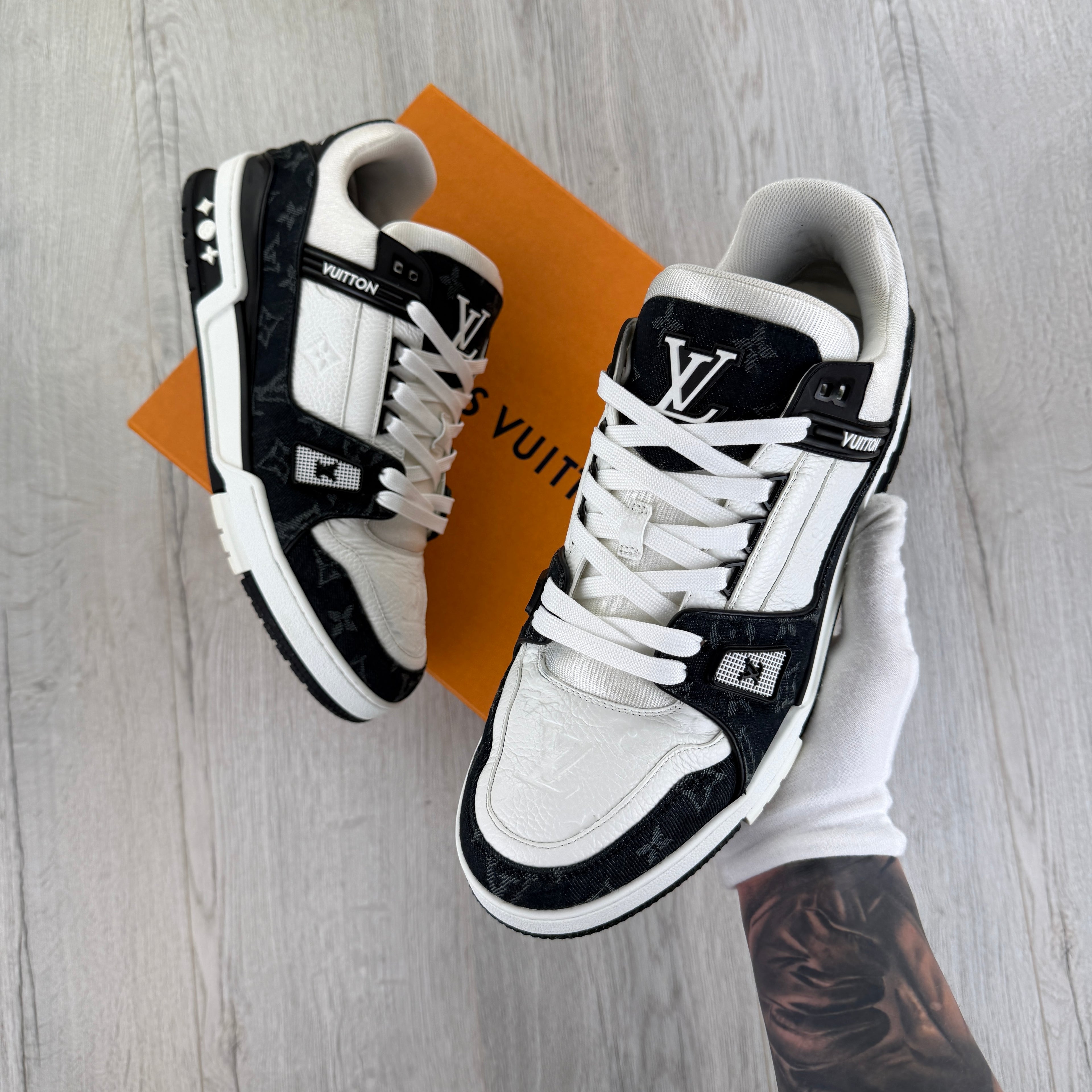 Louis Vuitton Men’s Black & White Low Trainers - Uk 11 (Fit 11.5)