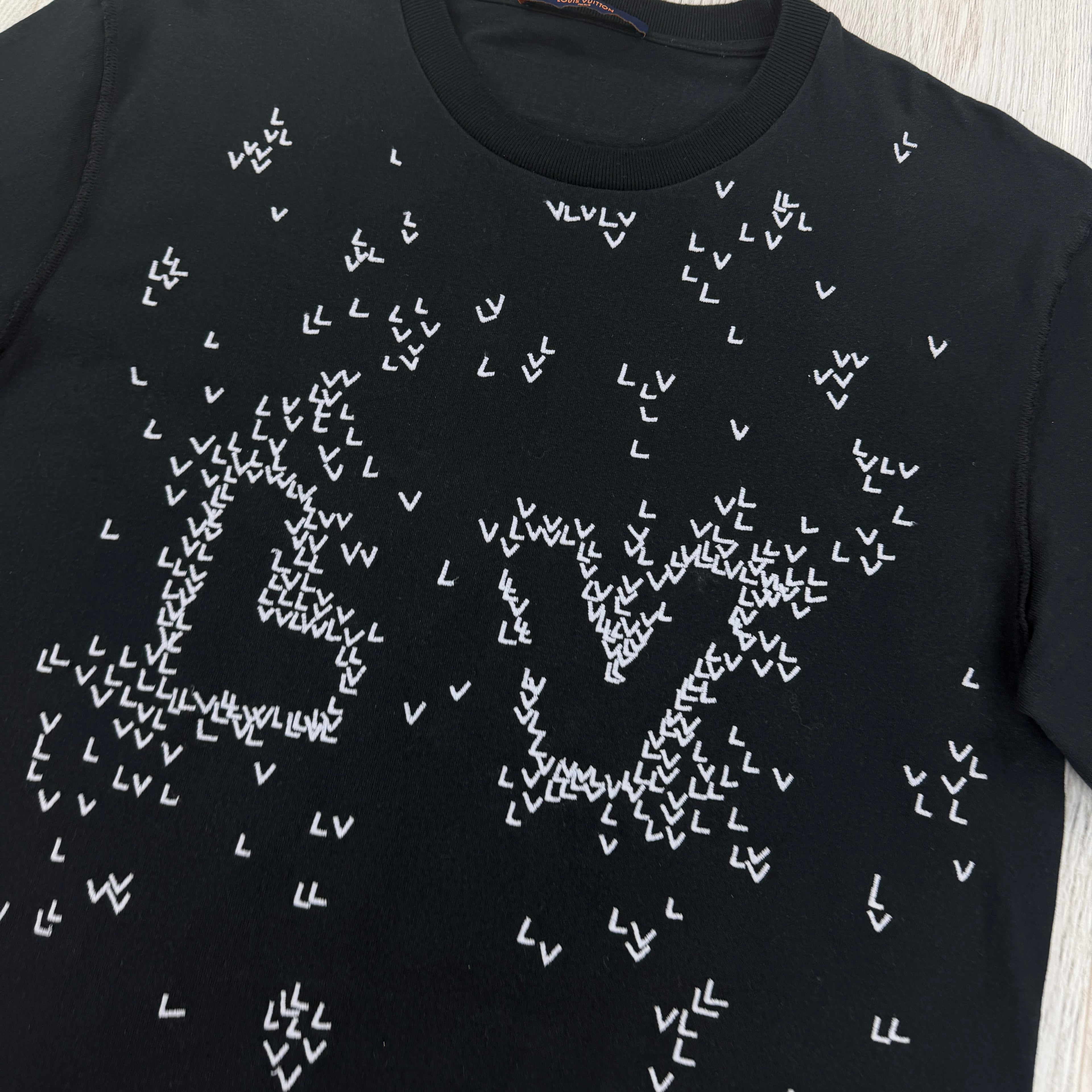Louis Vuitton Men’s LV Spread Embroidery Black T-Shirt - XL
