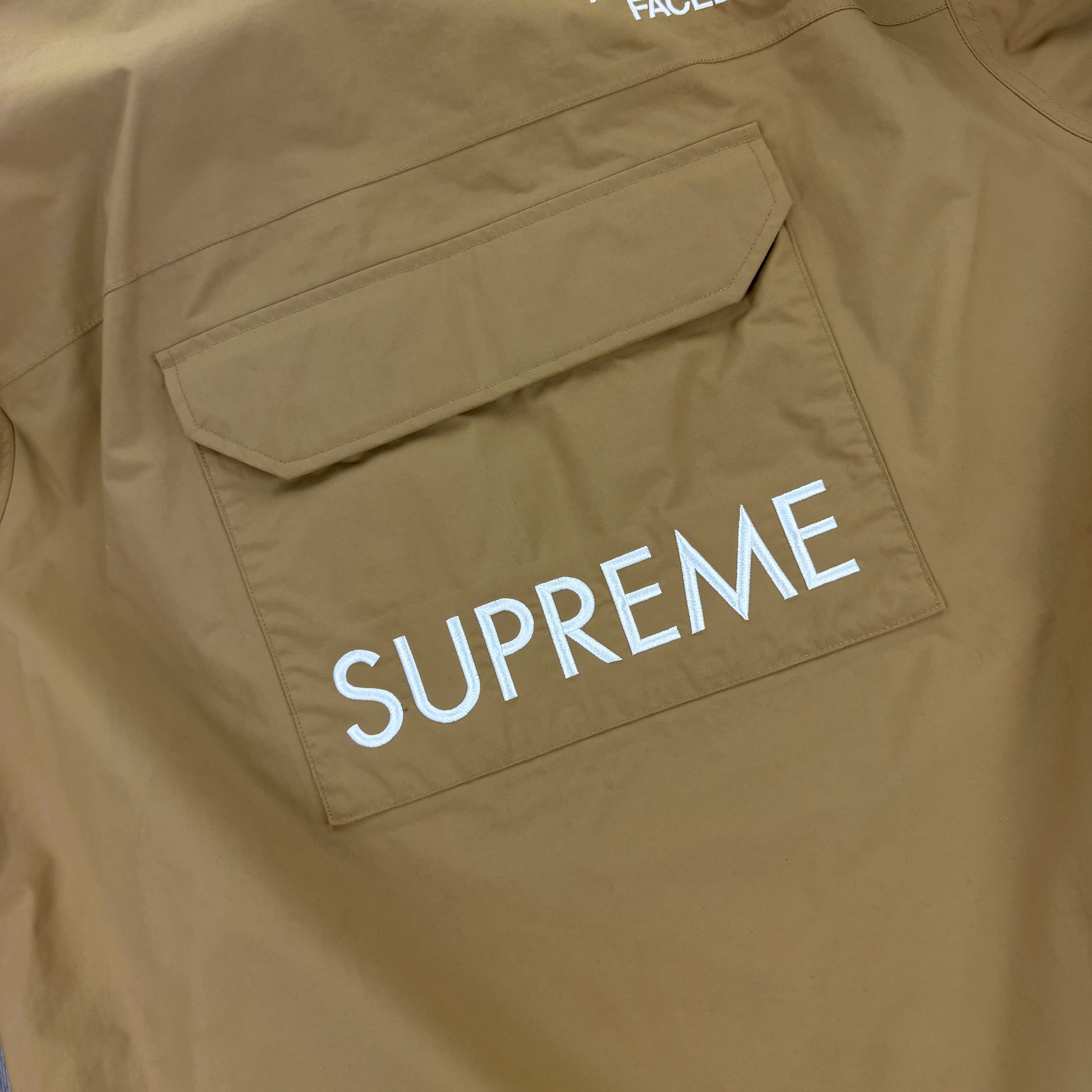 Supreme - Supreme x The North Face Cargo Jacket 'Tan White Black Jacket - Medium