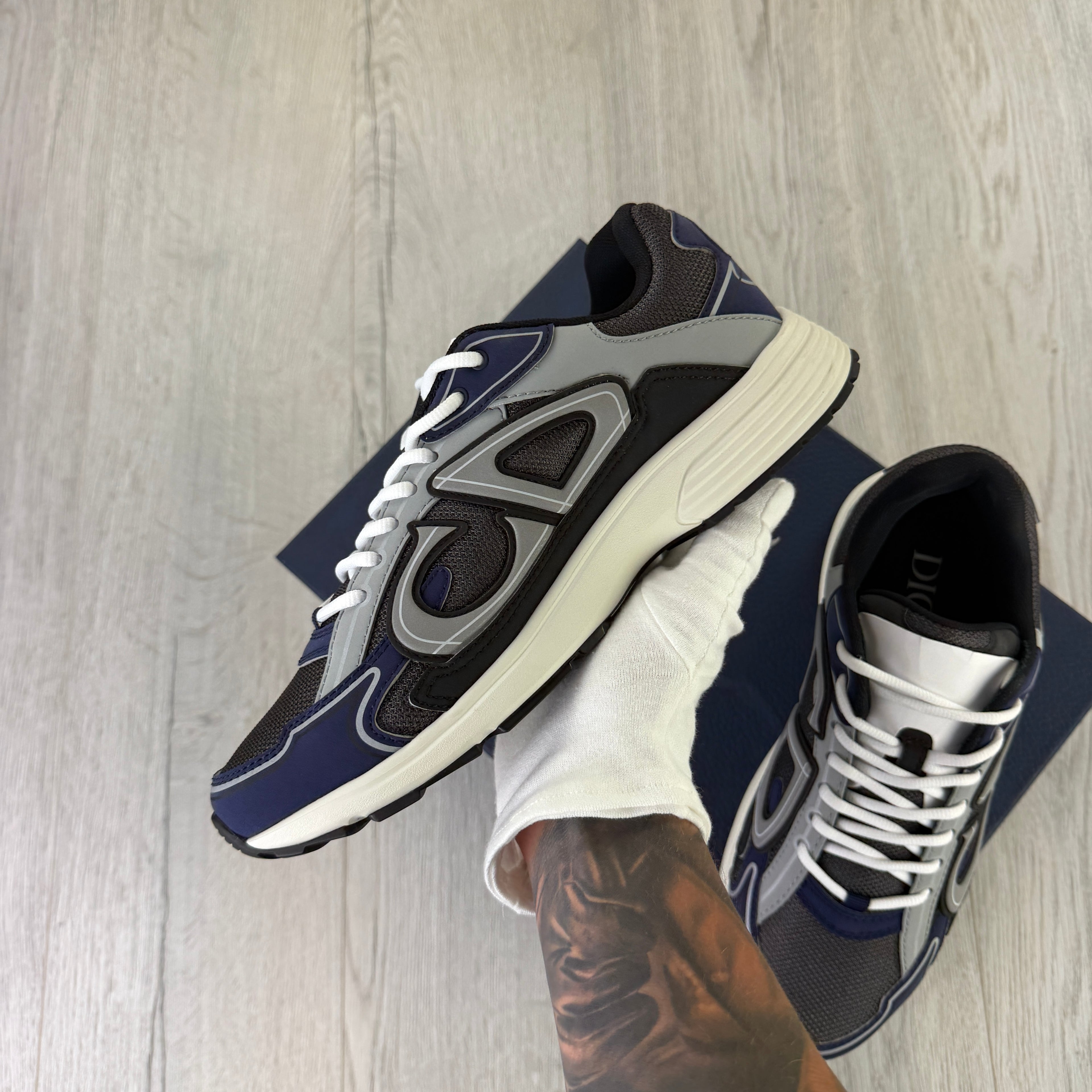Dior B30 Men’s Navy CD Trainers