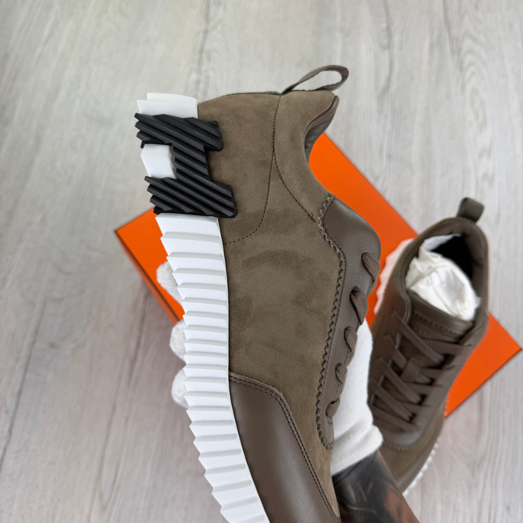 Hermes Men’s Etoupe Bouncing Sneakers - 42 (Fit UK 8)