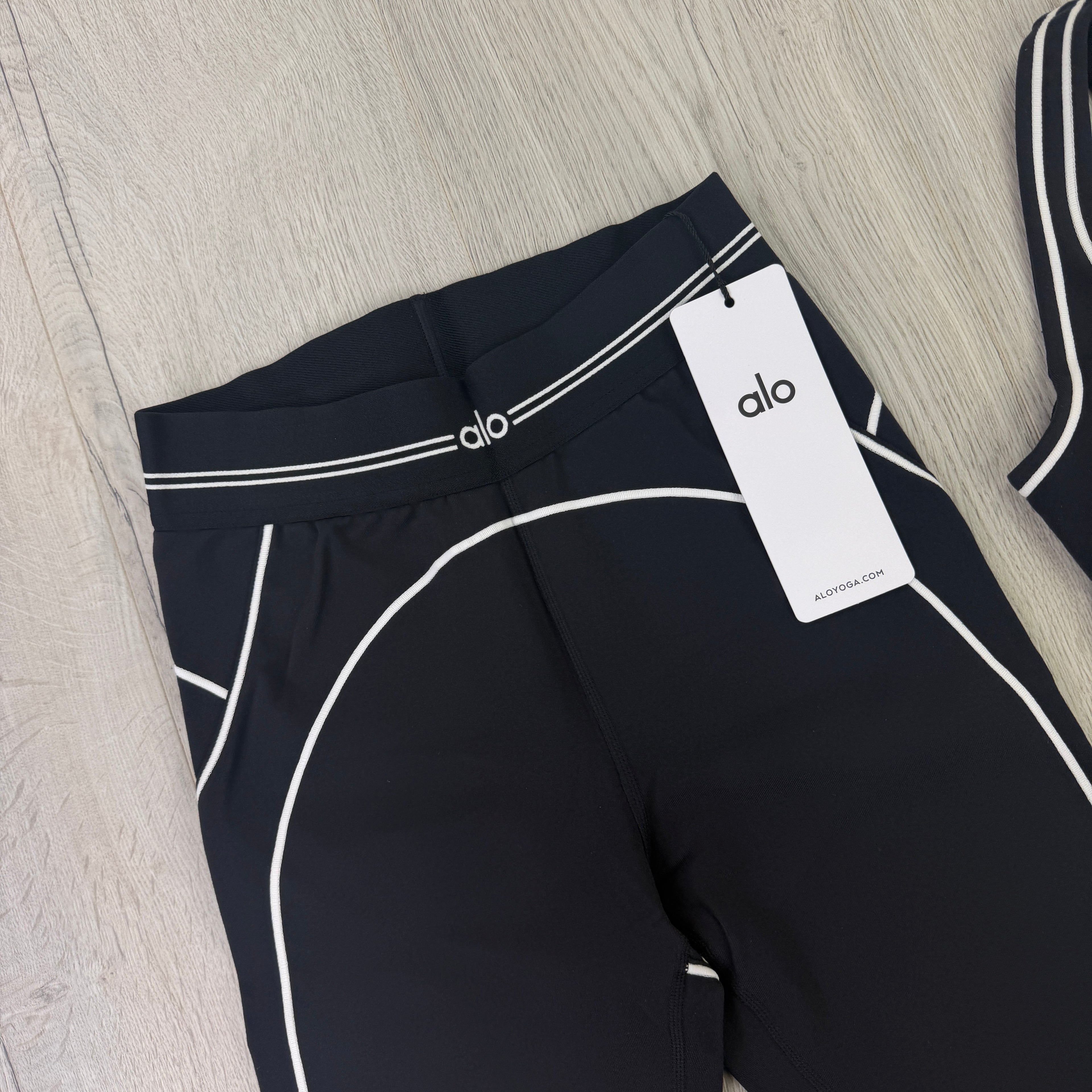 Alo Women’s Black Leggings & Top Set