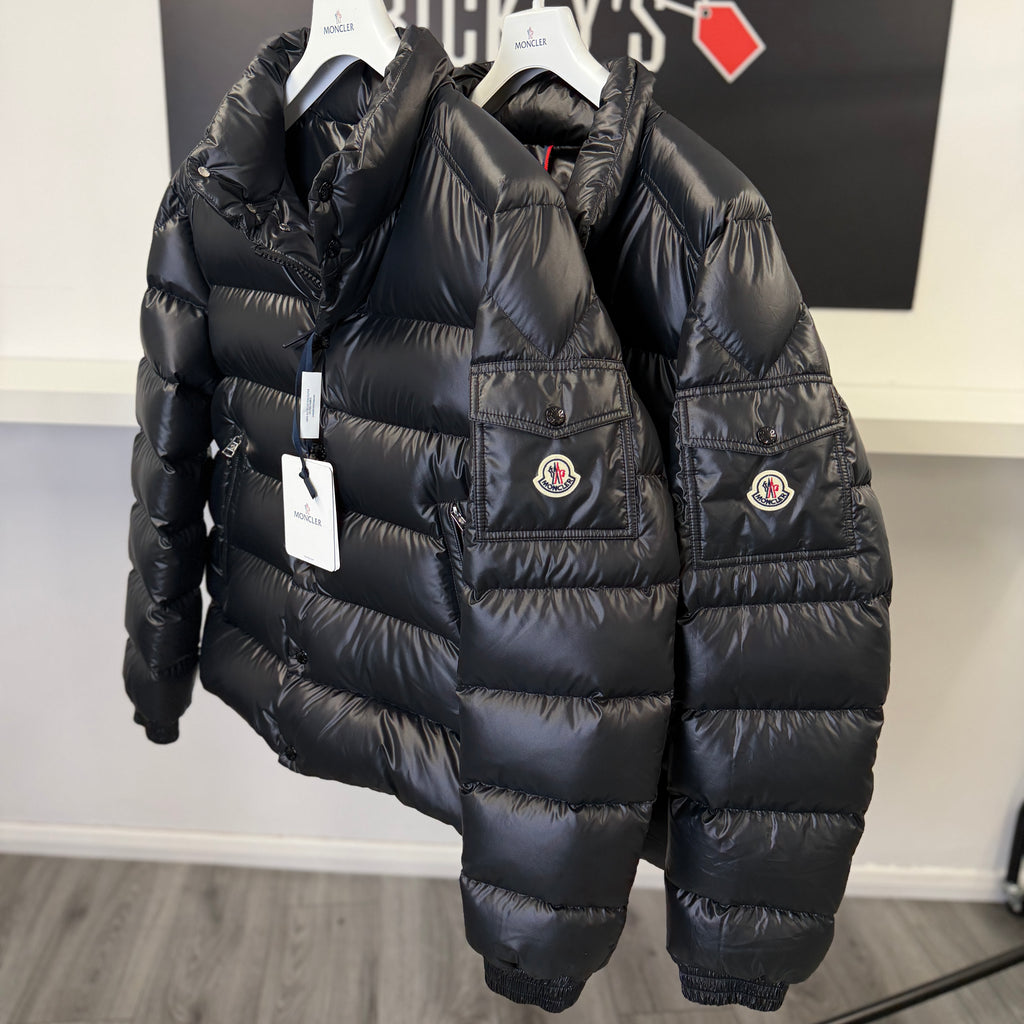 Moncler Men’s Lule Black Zip-up Down Jacket