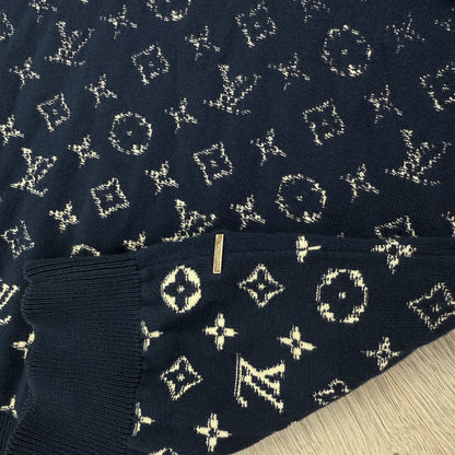Louis Vuitton Men’s Navy Gradient Crewneck Jumper - Medium