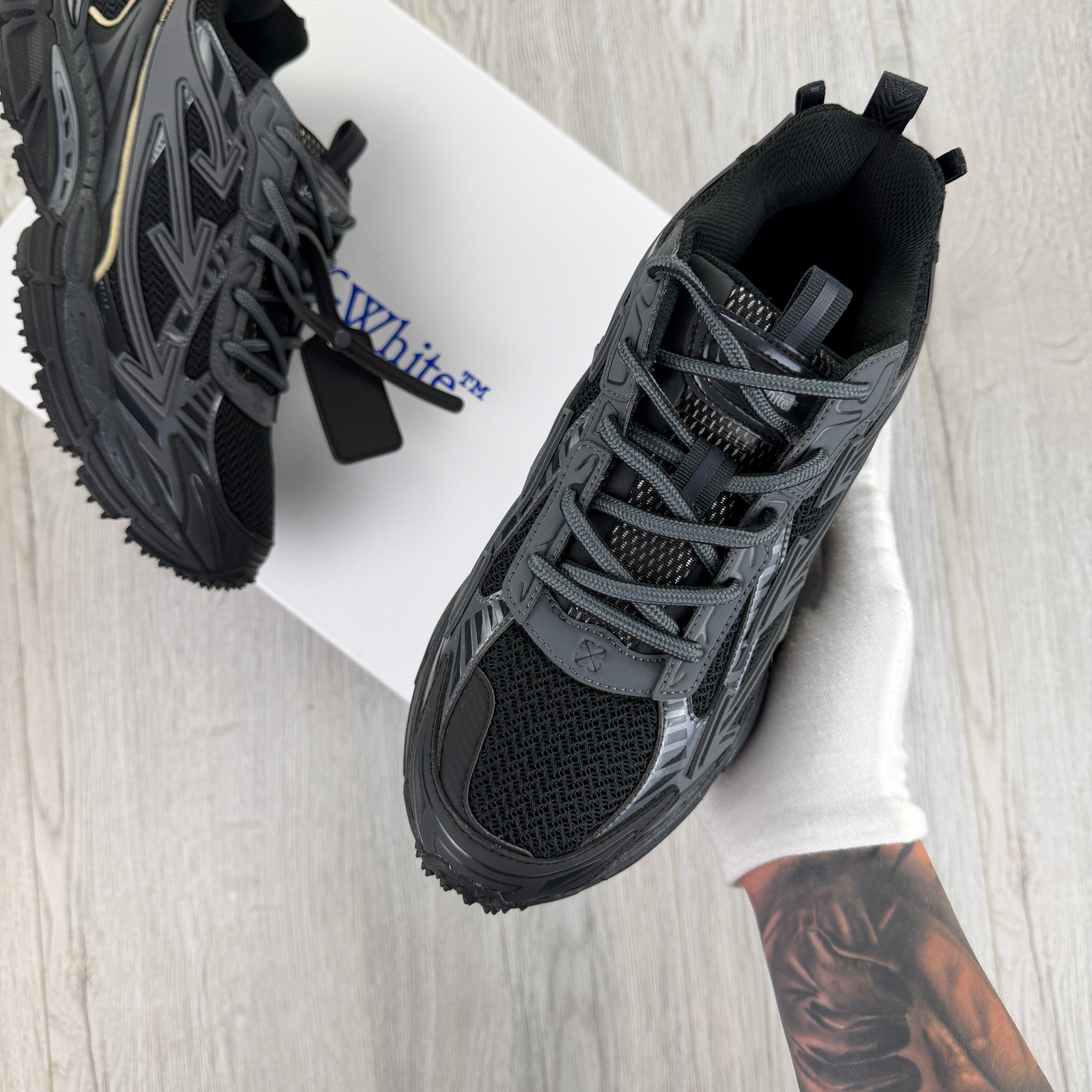 Off White Be Right Back Sneakers  - Uk 8