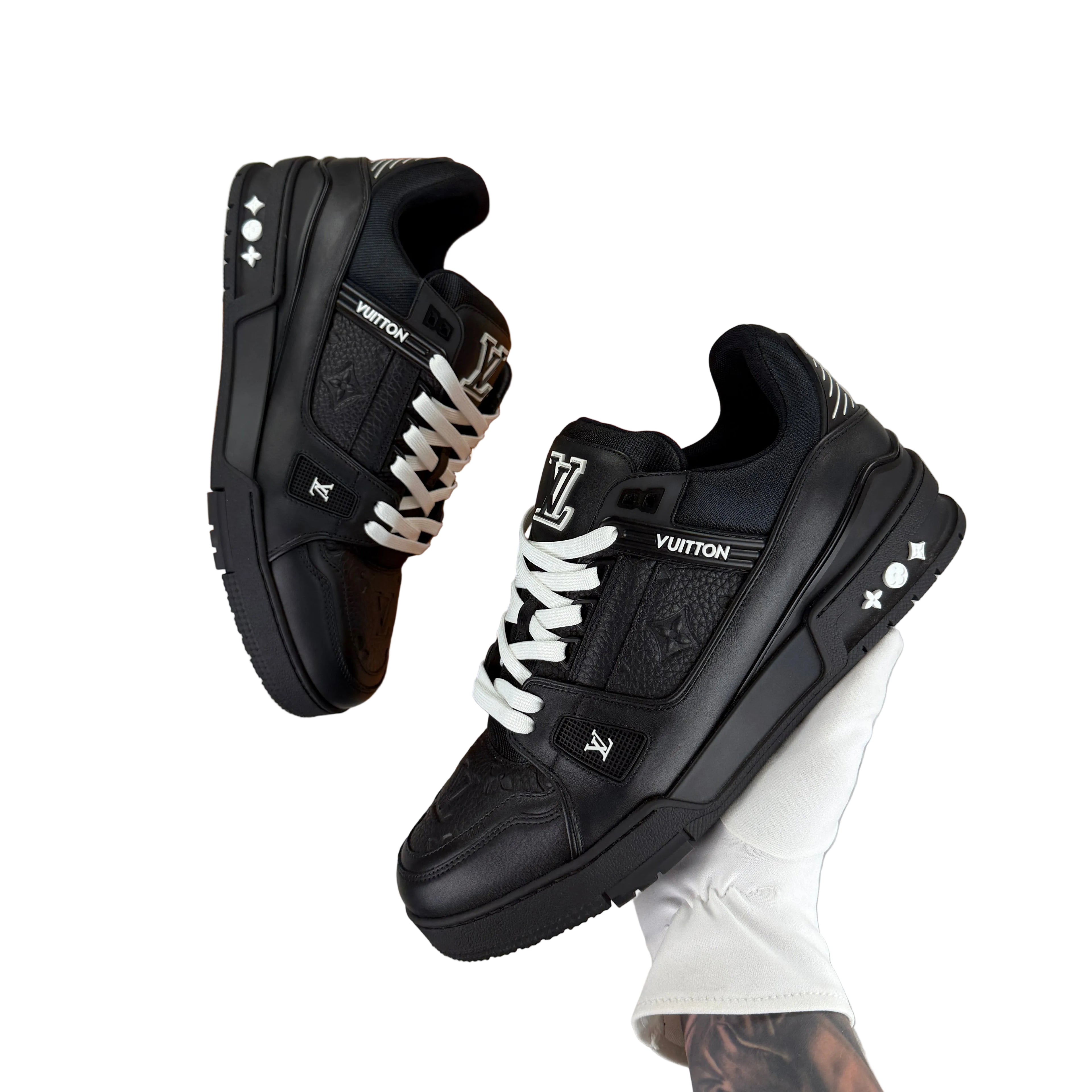 Louis Vuitton Men’s Black & White Trainers - Uk 8.5 (Fit 9)