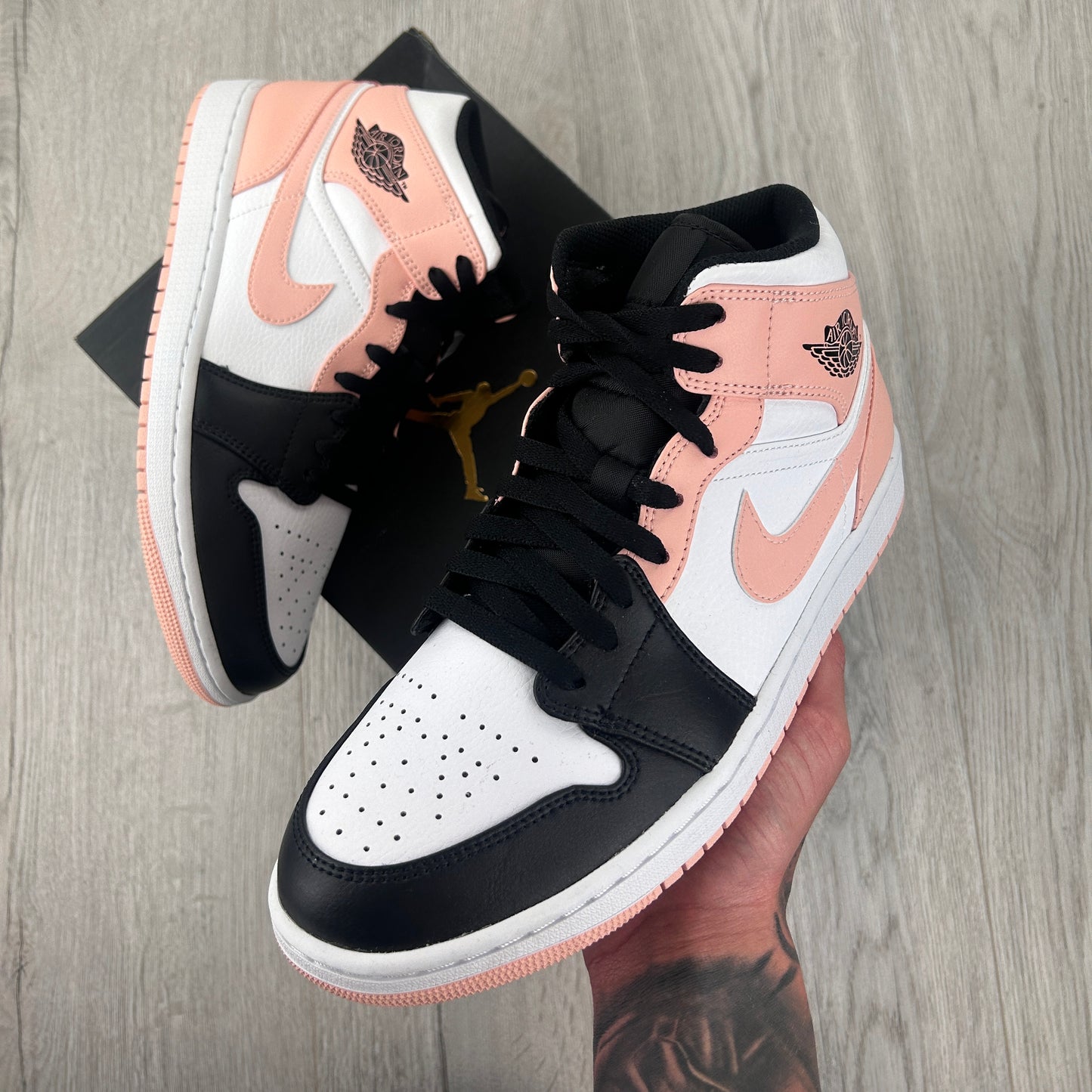 Jordan 1 Men’s Mid Pink & Black Trainers - Uk 6.5