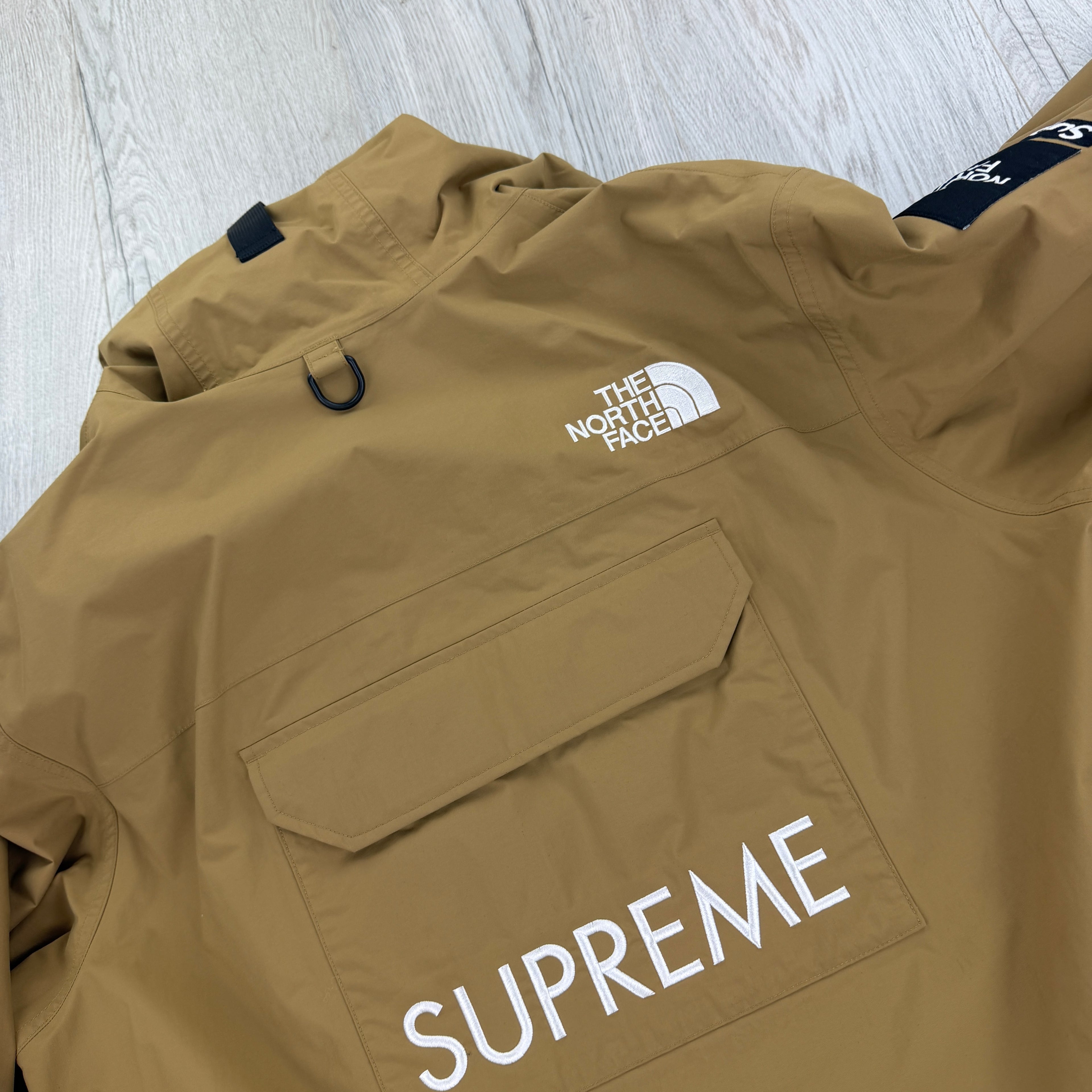 Supreme - Supreme x The North Face Cargo Jacket 'Tan White Black Jacket - Medium