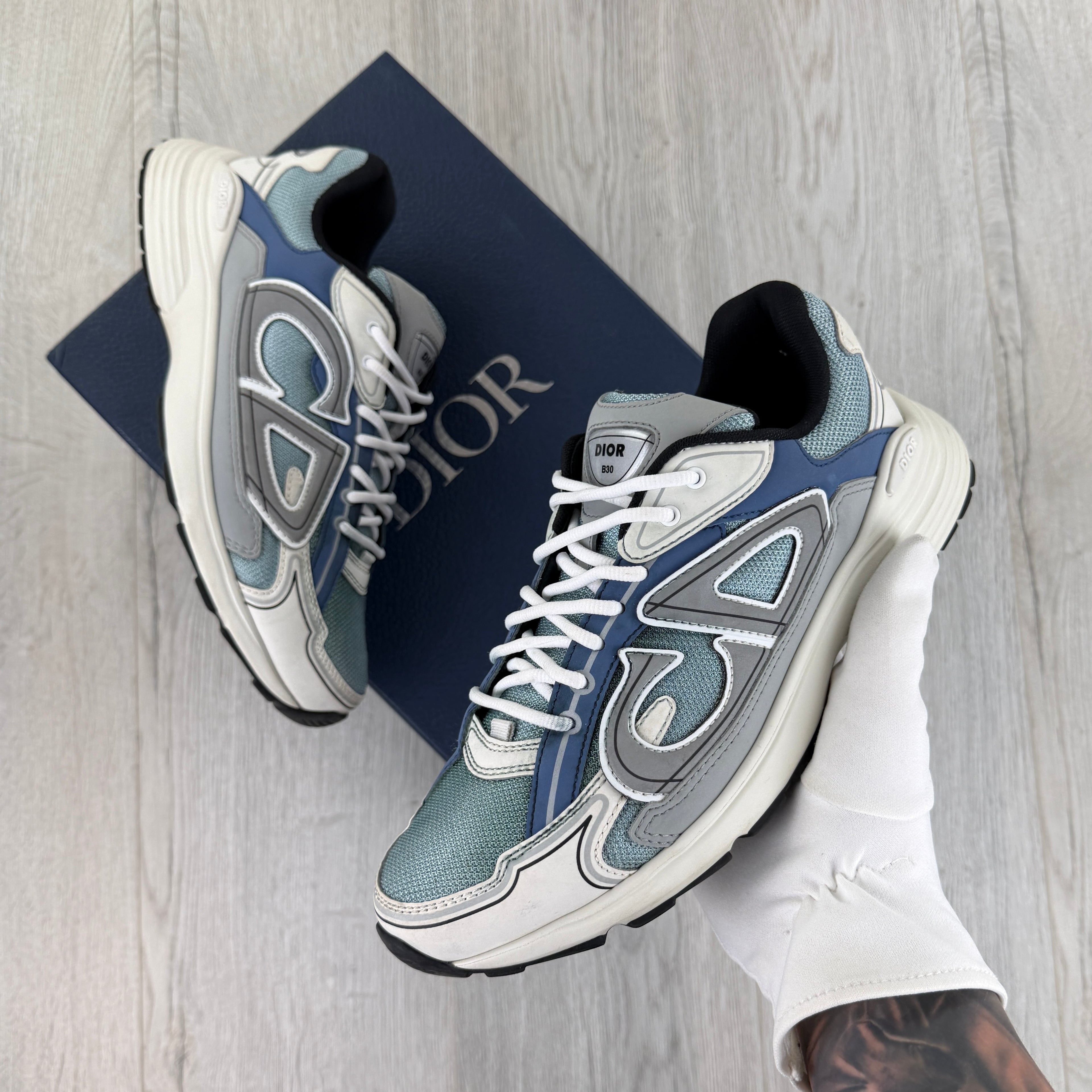 Dior B30 Men’s Baby Blue & White Trainers - 43 (Fit Uk 9)