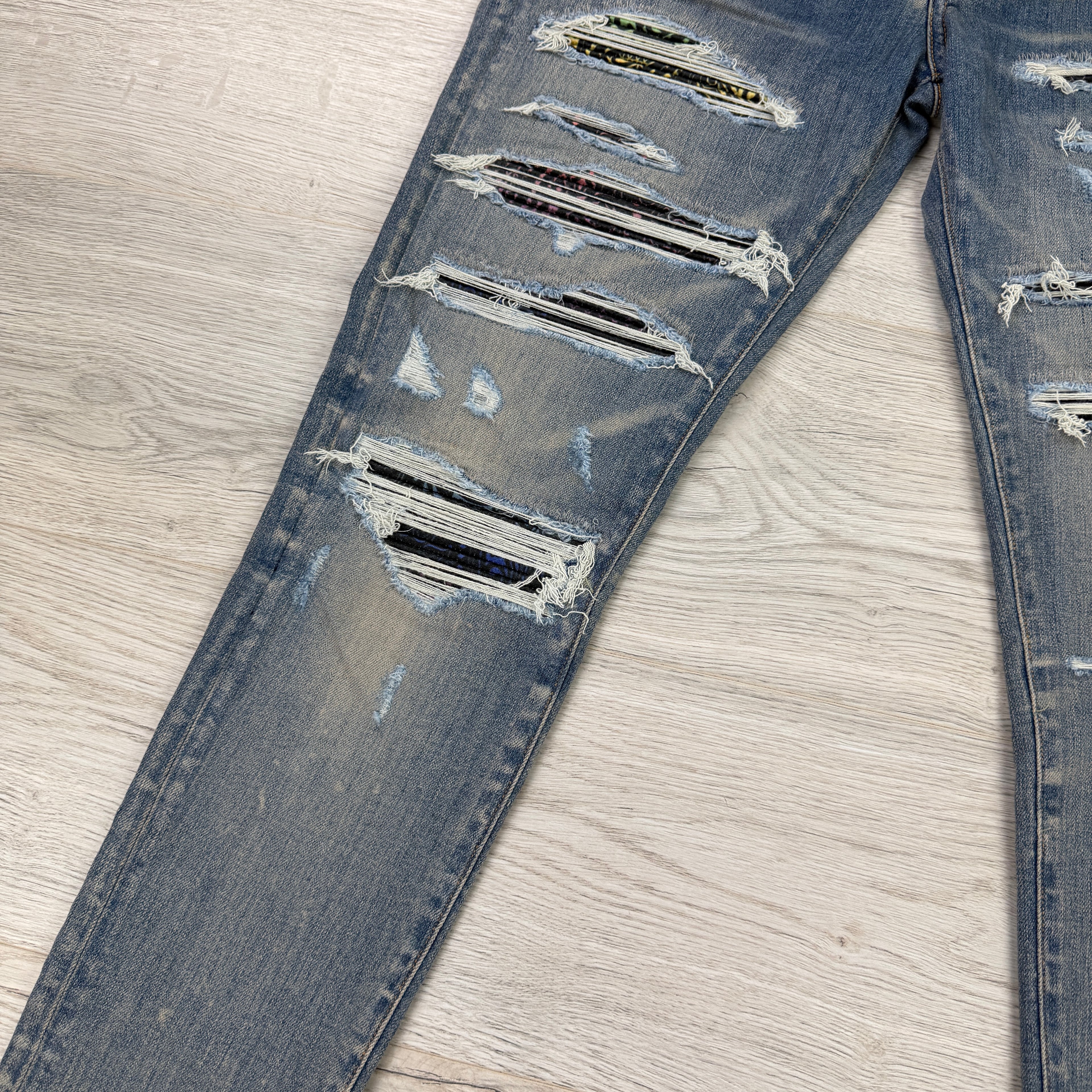 Amiri MX1 Men’s Blue Distressed Jeans