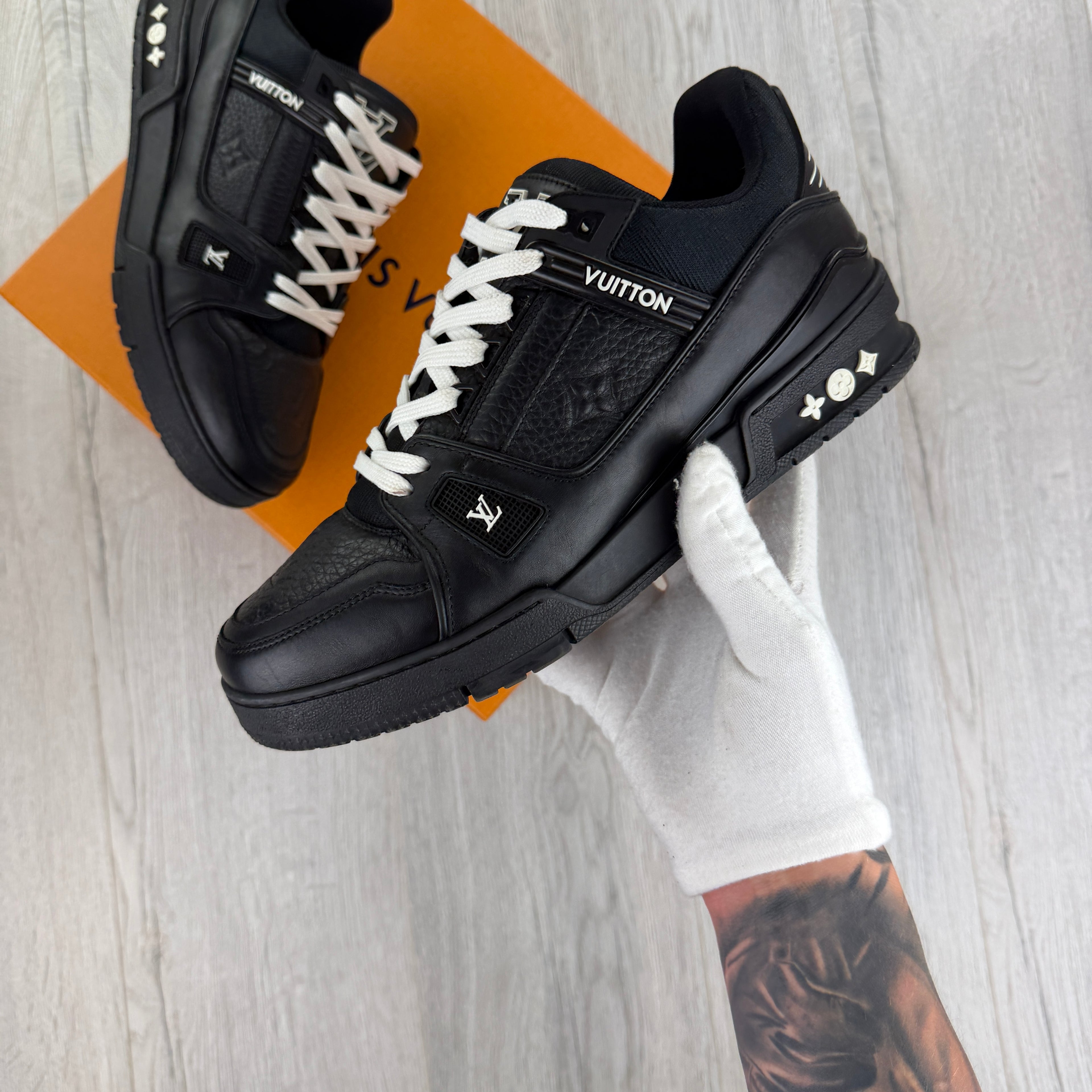 Louis Vuitton Men’s Black & White Trainers - Uk 7.5 (Fit 8/8.5)