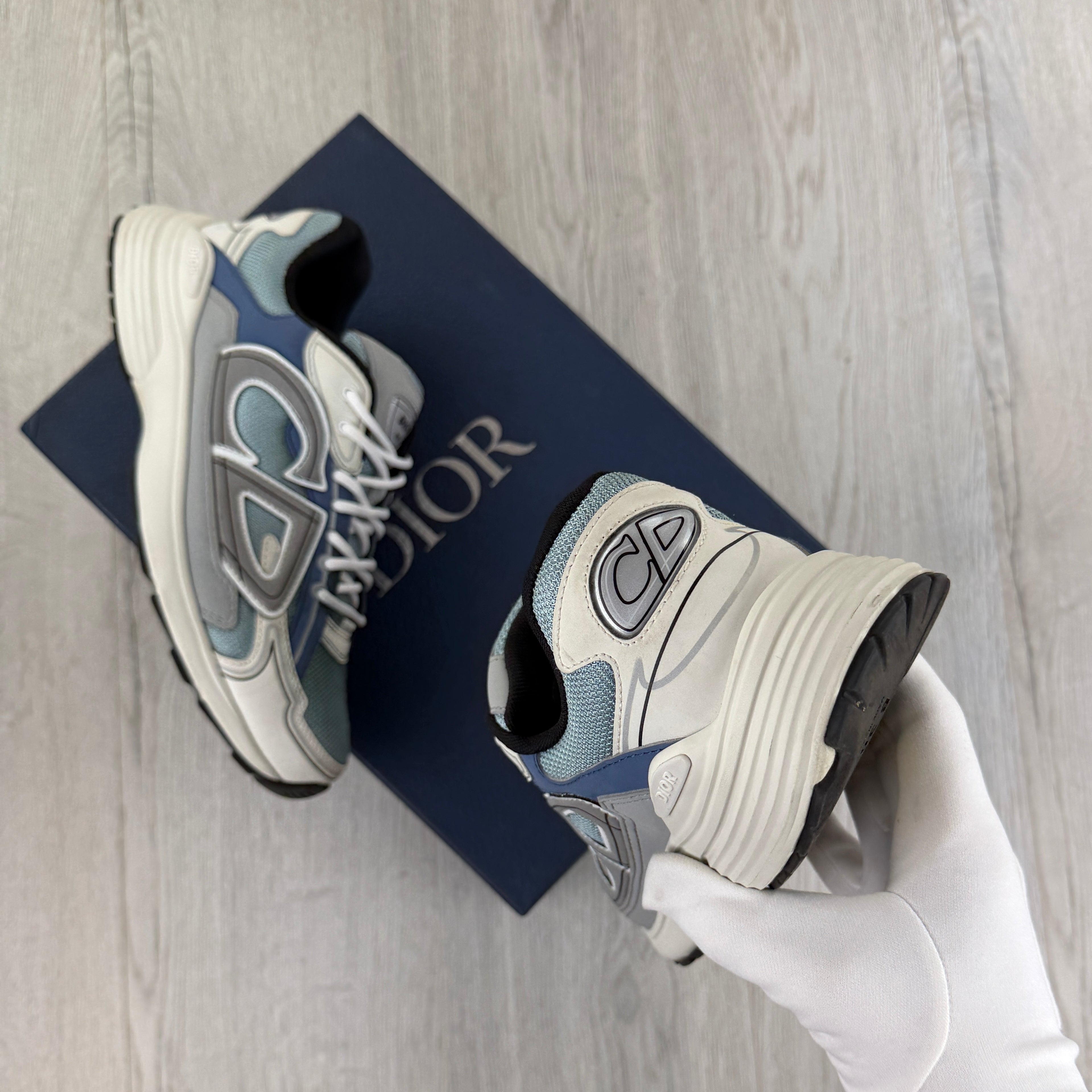 Dior B30 Men’s Baby Blue & White Trainers - 43 (Fit Uk 9)