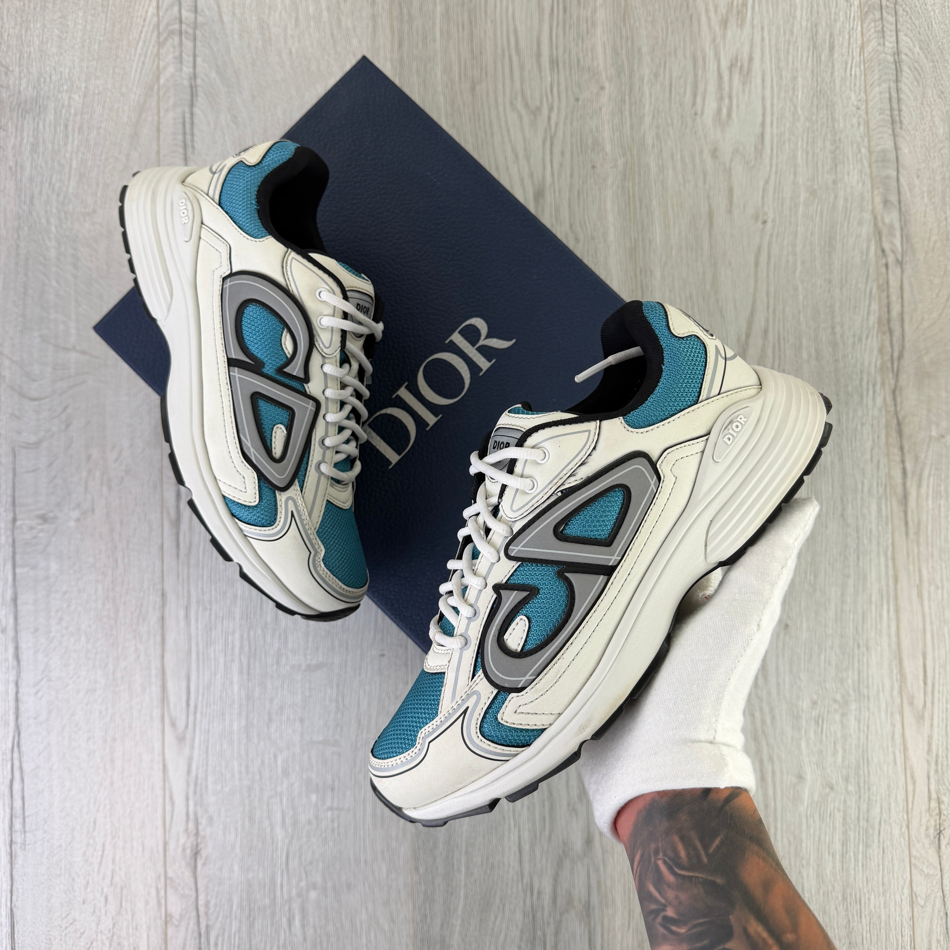 Dior B30 Men’s Beige & Blue Trainers - 41 (Uk 7)
