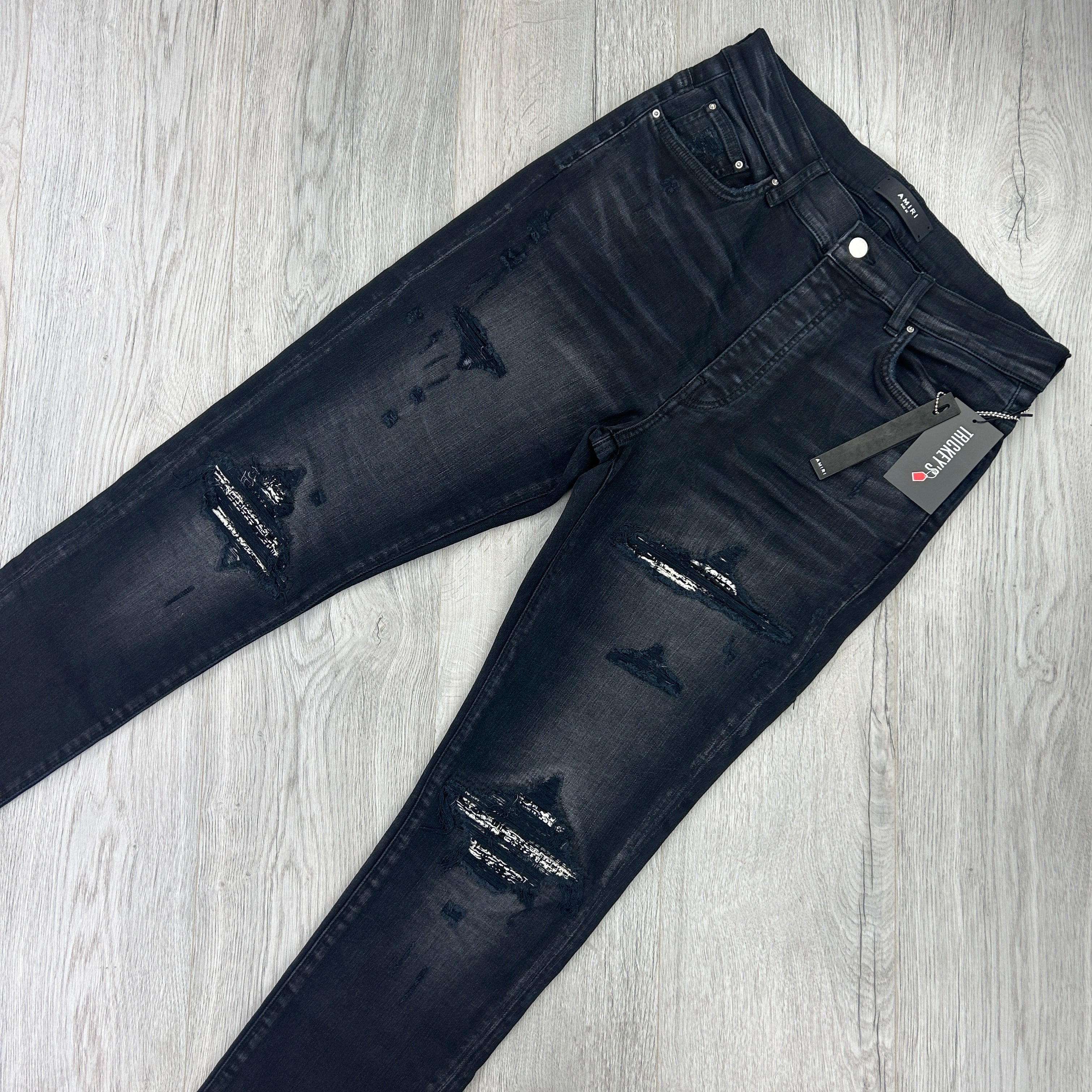 Amiri Men’s Boucle MX1 Aged Black Distressed Jeans