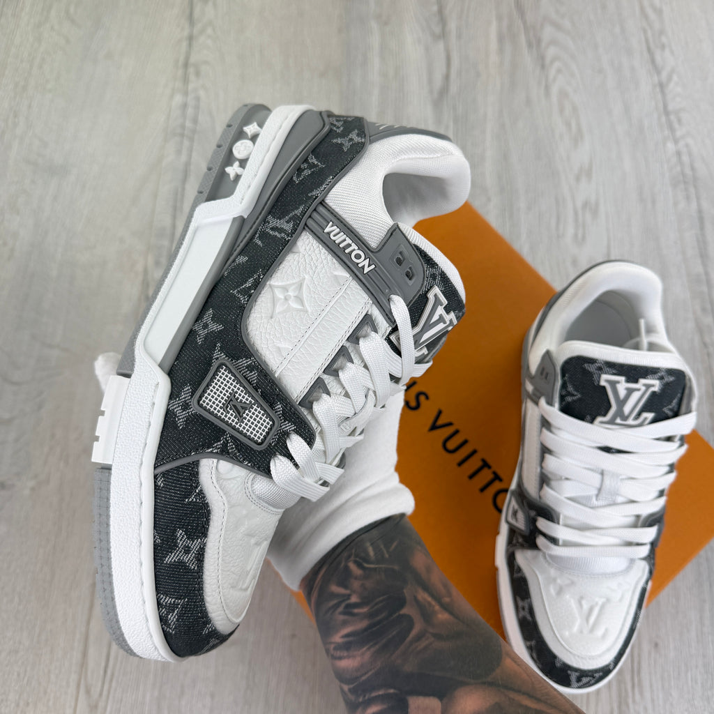 Louis Vuitton Men’s Grey & White Low Trainers - Uk 6.5 (Fit Uk 7/7.5)