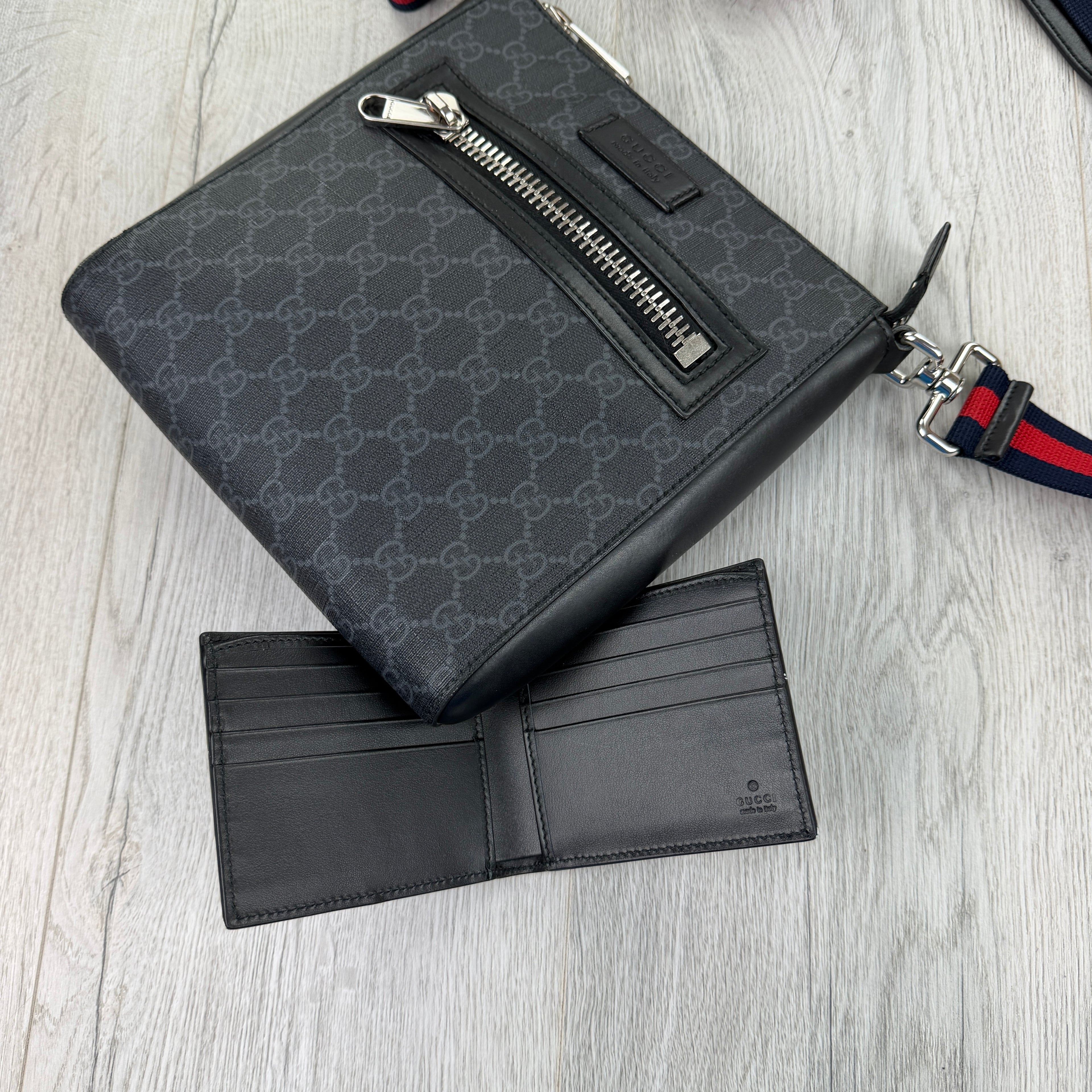 Gucci Messenger Men’s GG Black Small Side Bag & Snake Wallet