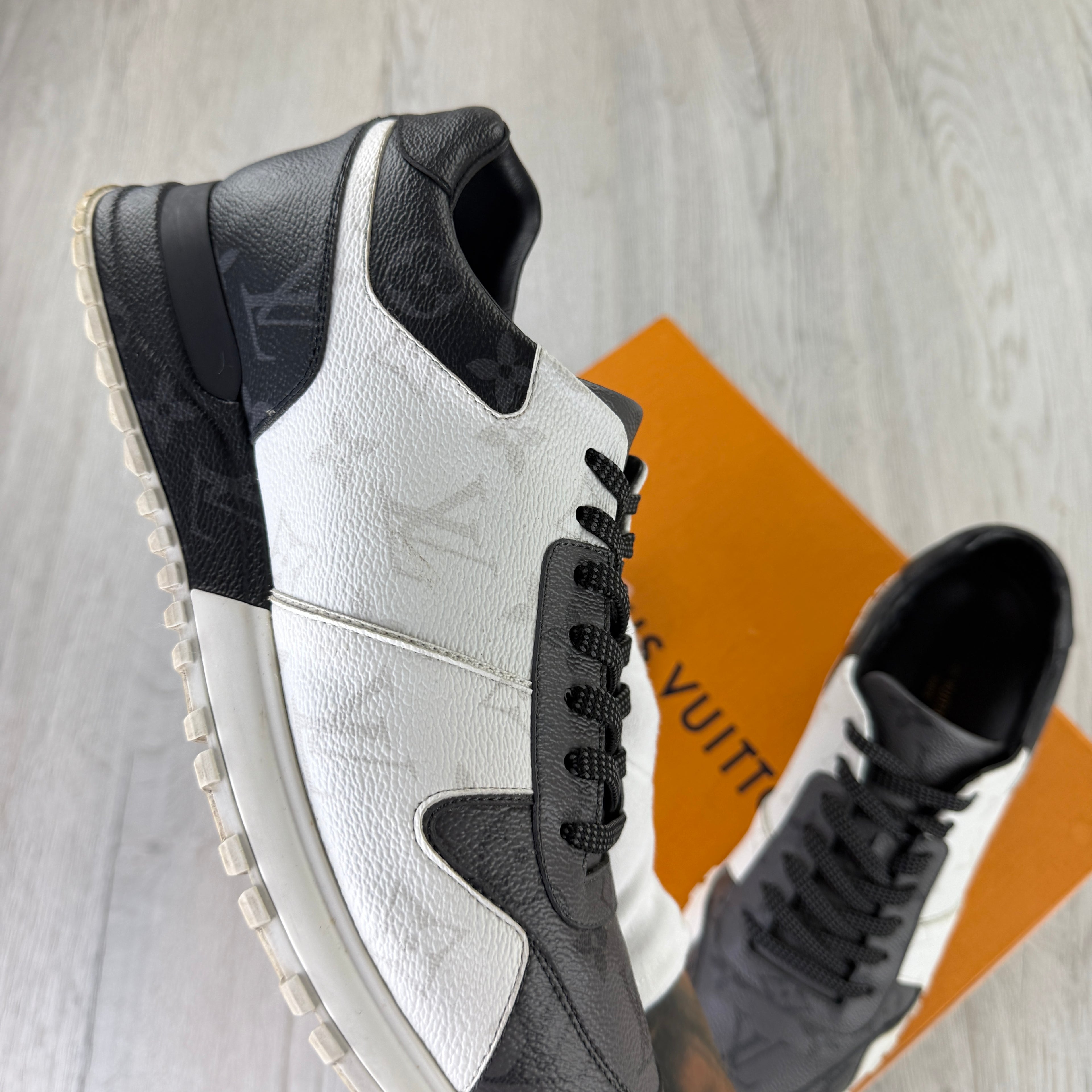 Louis Vuitton Men’s Monogram White Black Run Away Trainers - Uk 7