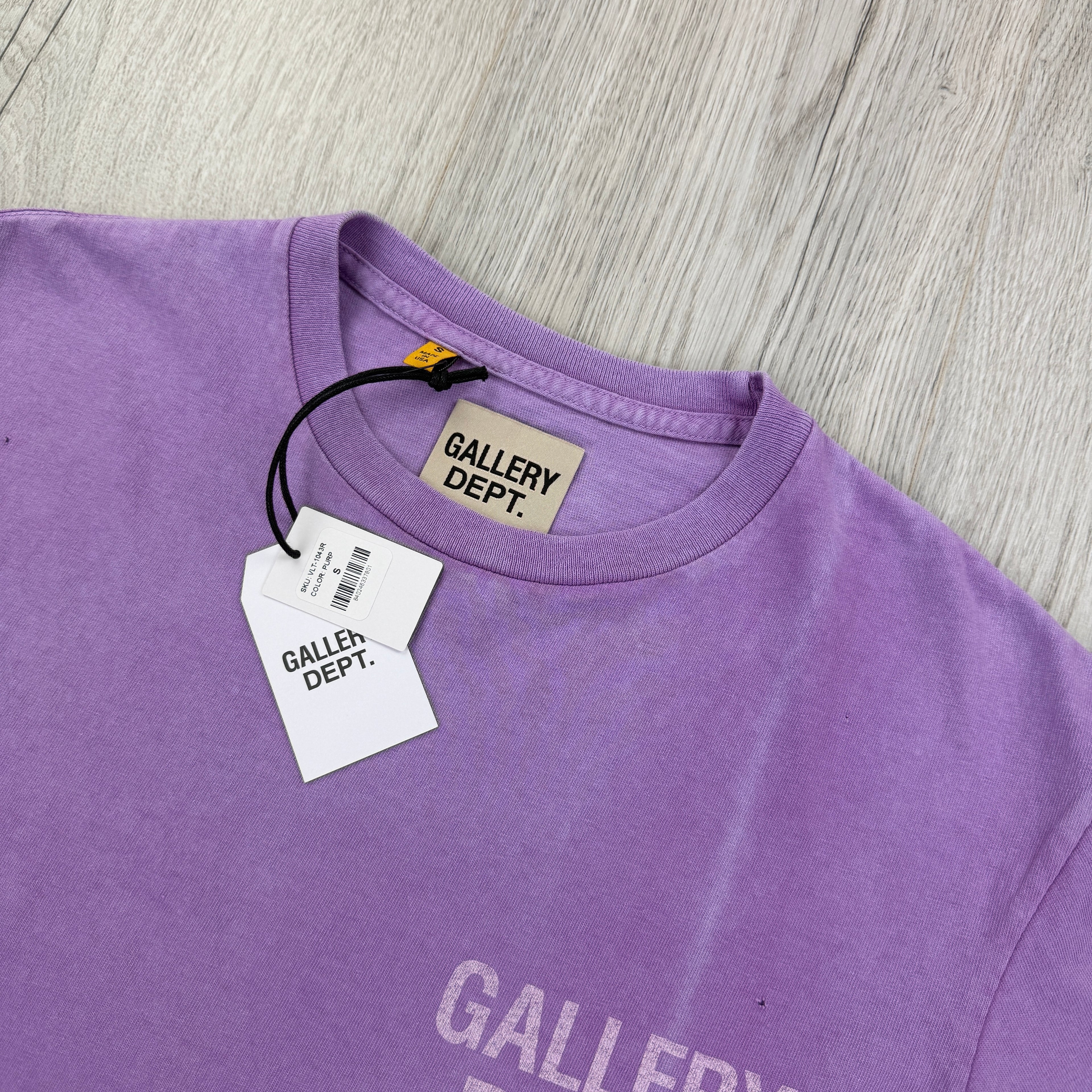Gallery Dept Men’s Purple Distressed T-shirt