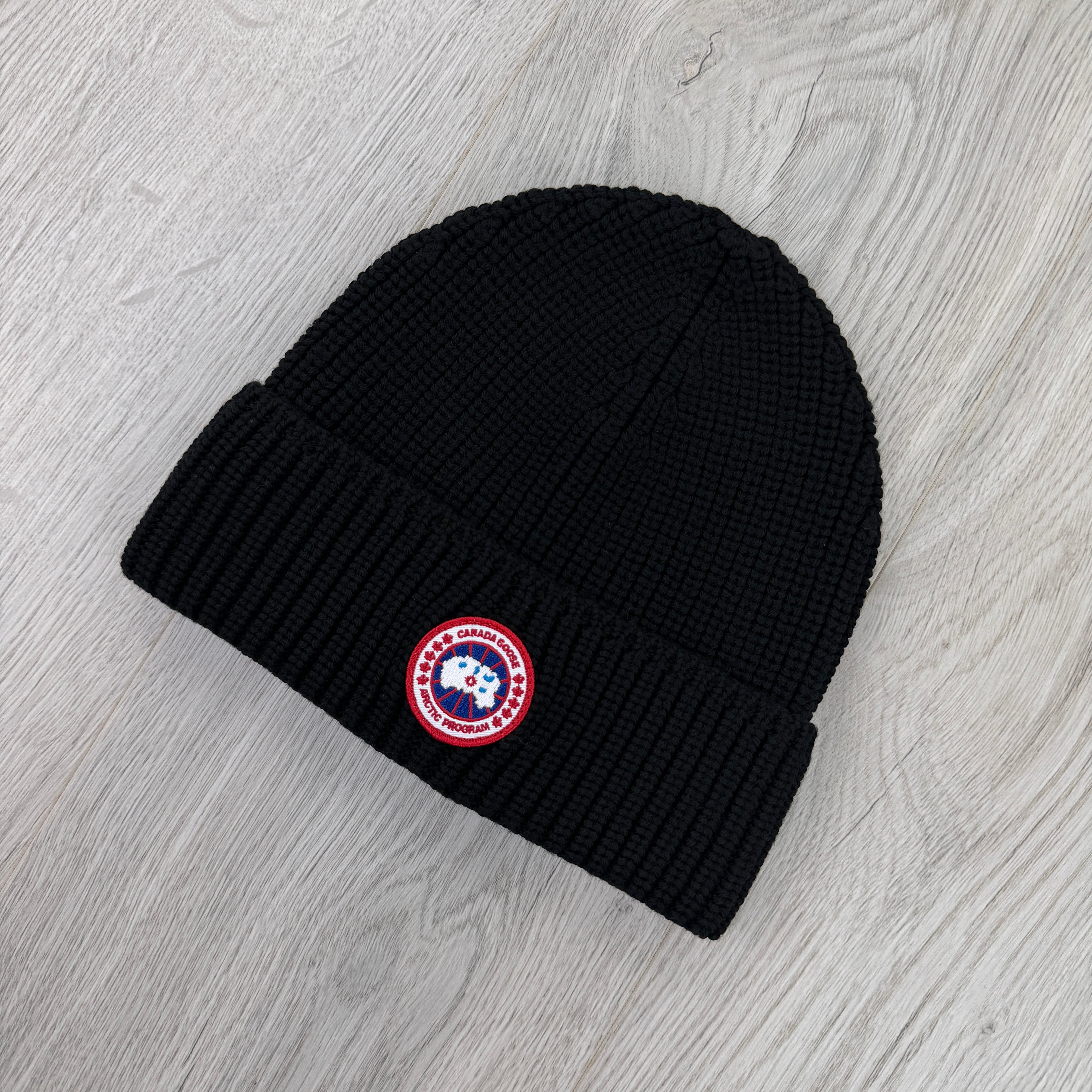 Canada Goose Men’s Black Beanie Small Badge