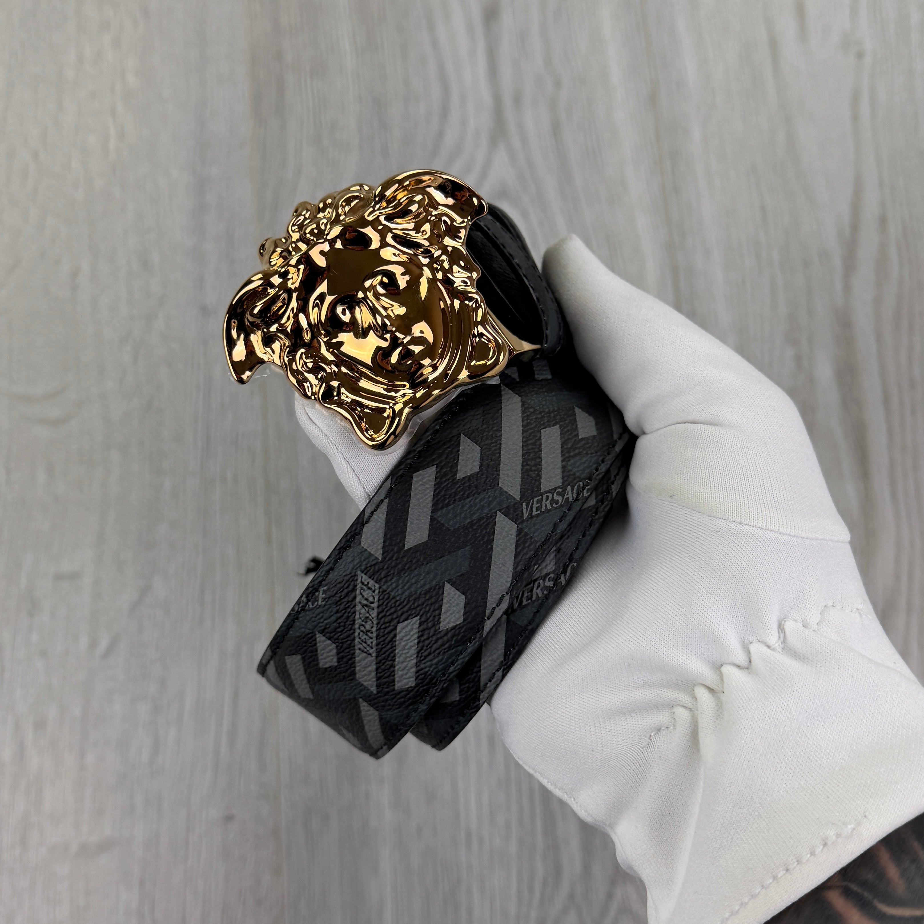 Versace Men’s Black & Gold Reversible Belt - 100 (Uk 30-36)