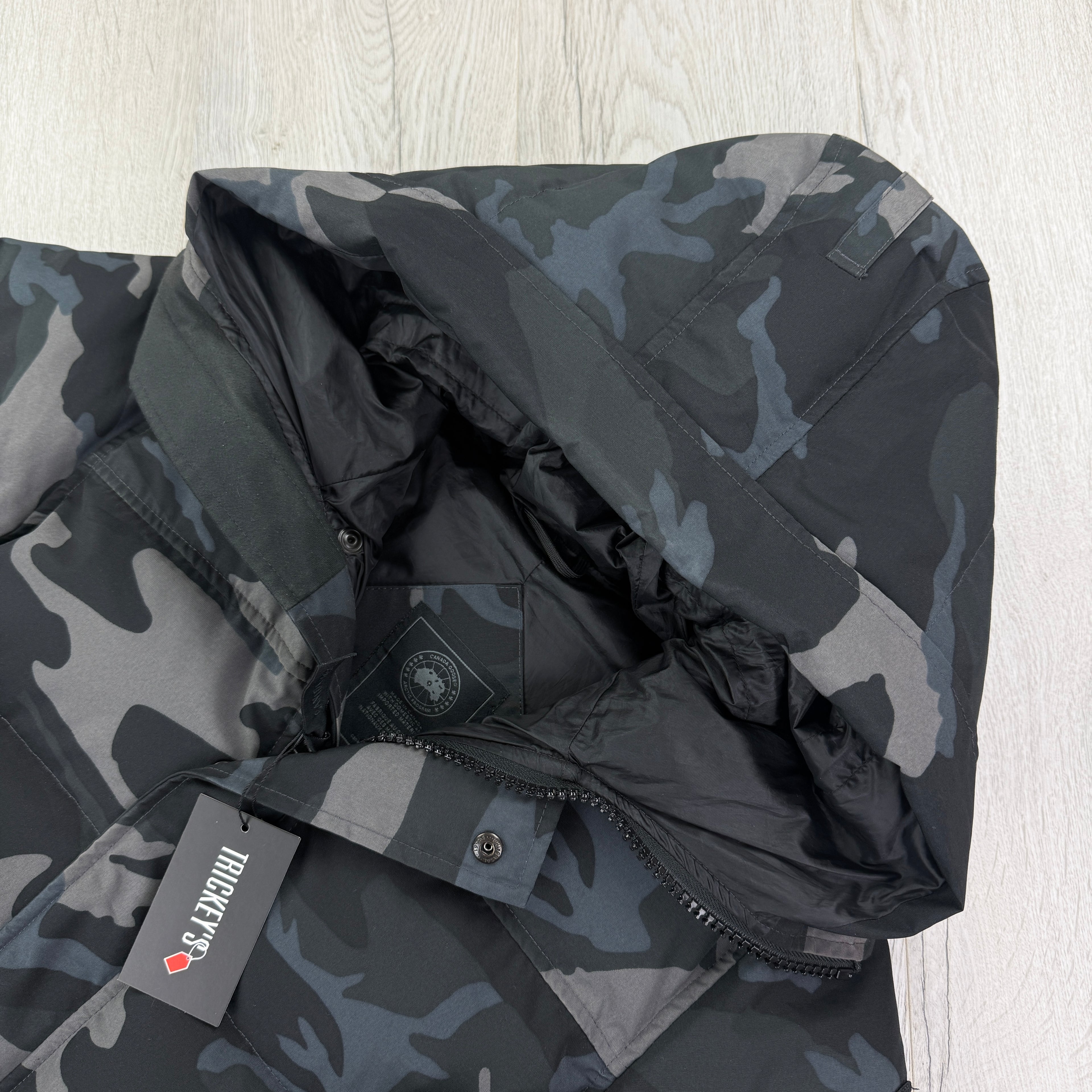 Canada Goose Men’s Camo Black Badge MacMillan - XS