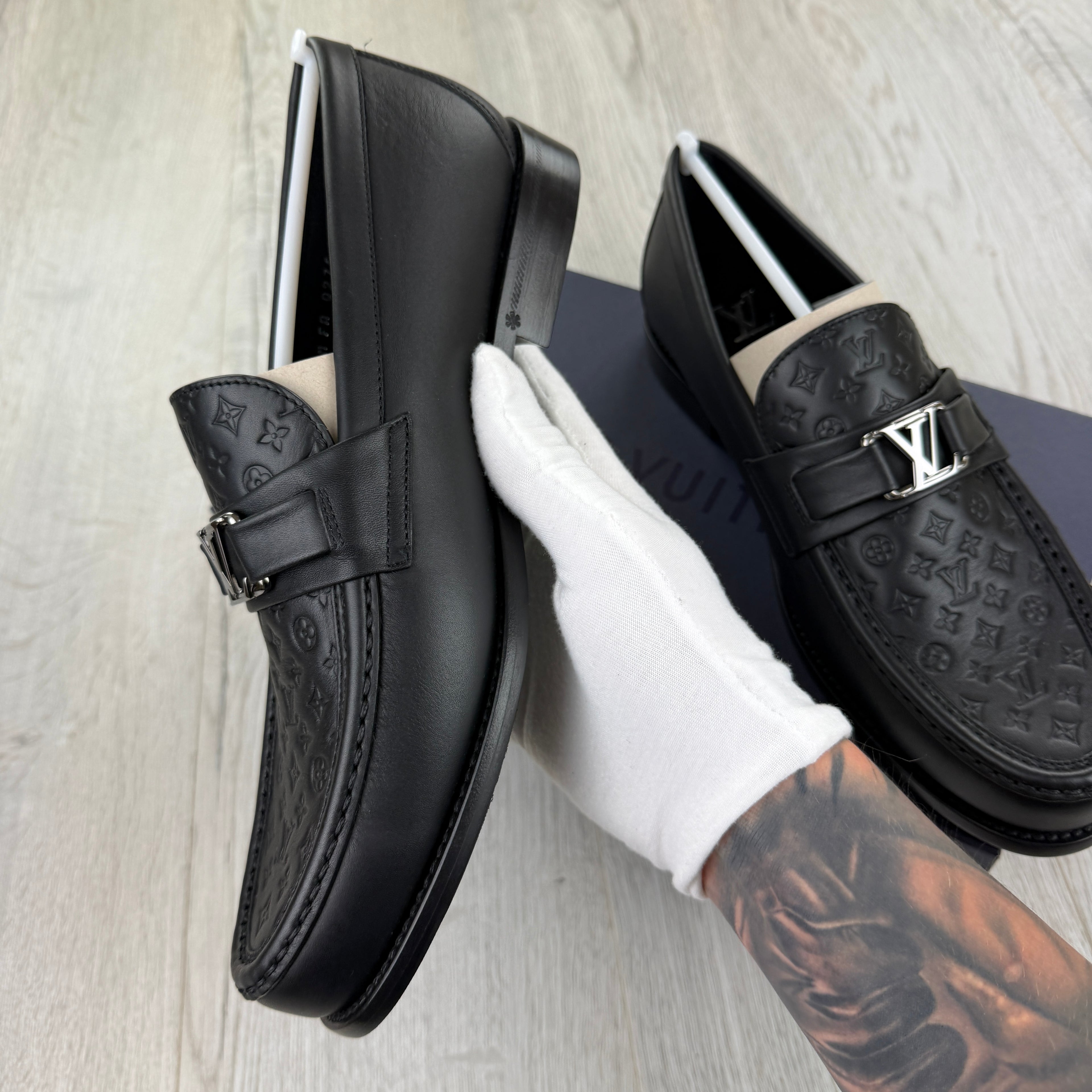 Louis Vuitton Mens Black Major Monogram Loafers