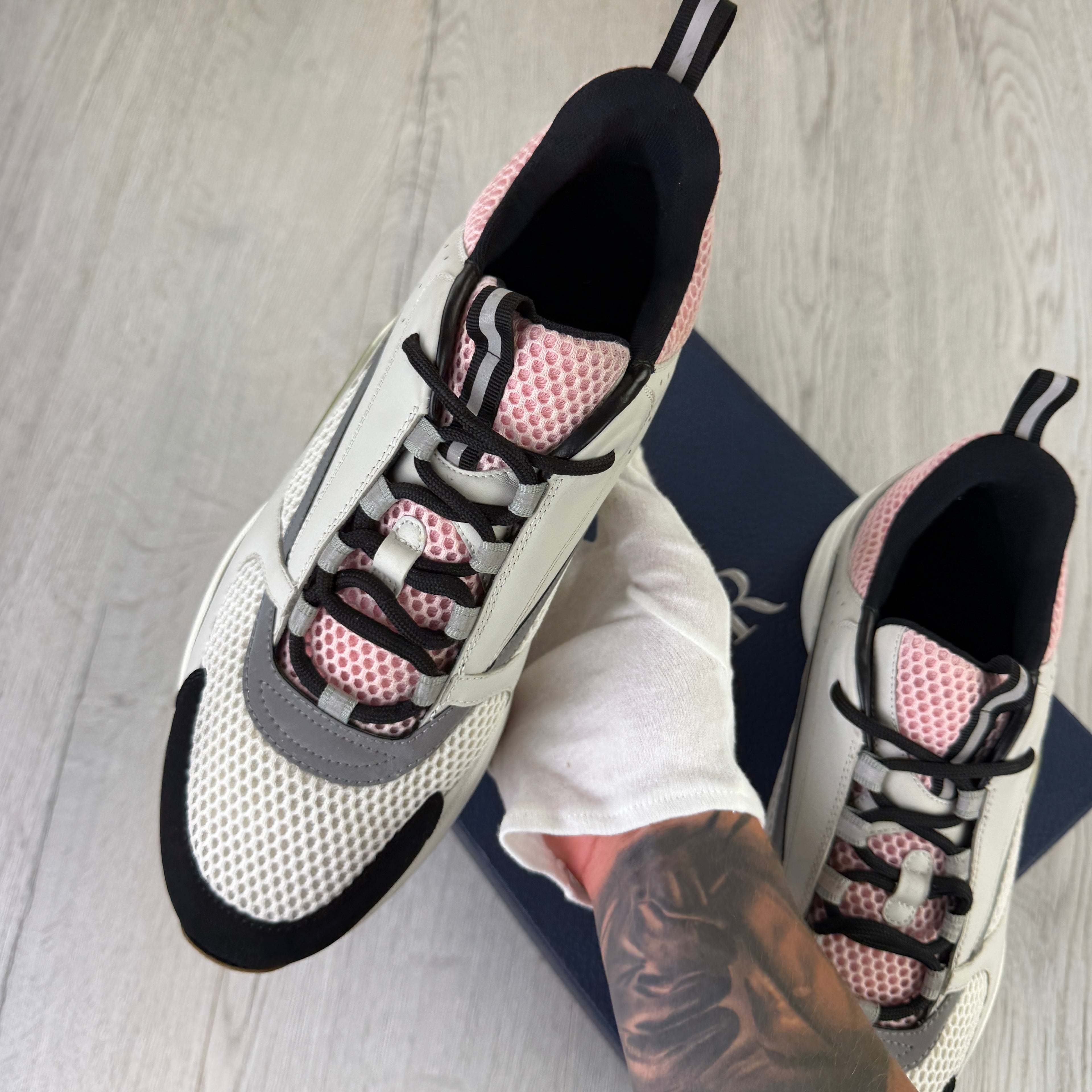Dior B22 Men’s Pink Grey & White Trainers - 45 (Uk 10/10.5)