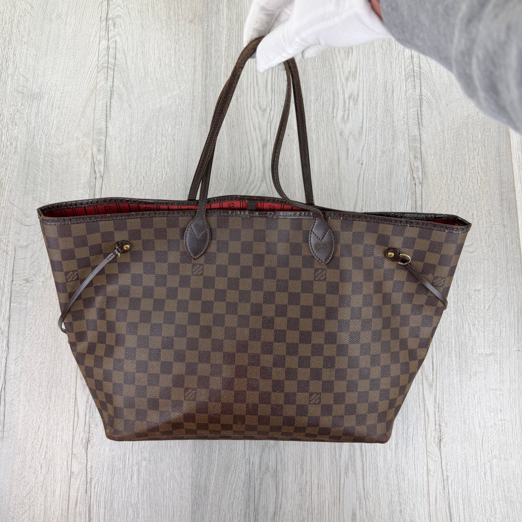 Louis Vuitton Women’s Neverfull MM Tote Bag