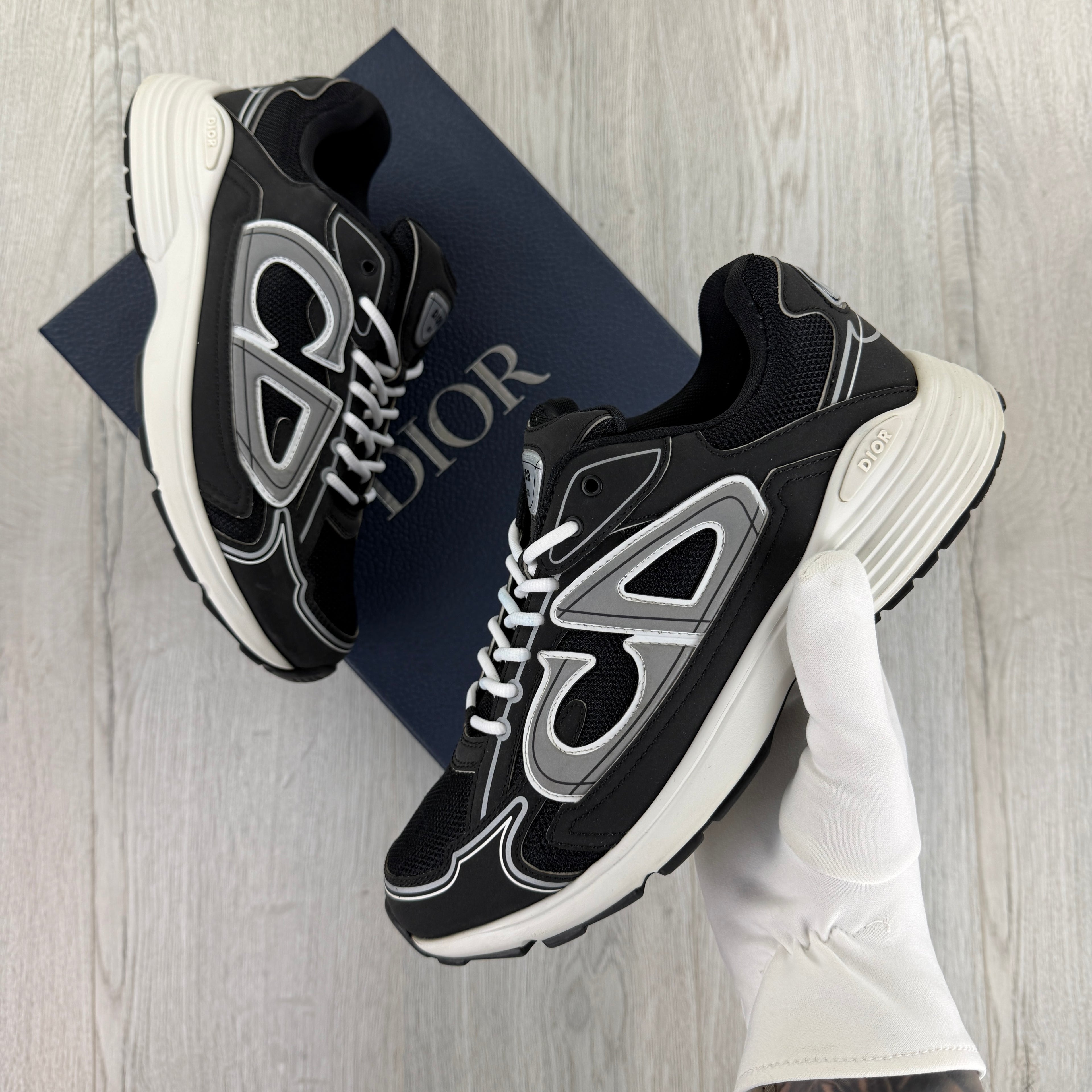 Dior B30 Men’s Black & White Trainers - 43 (Fit Uk 9)