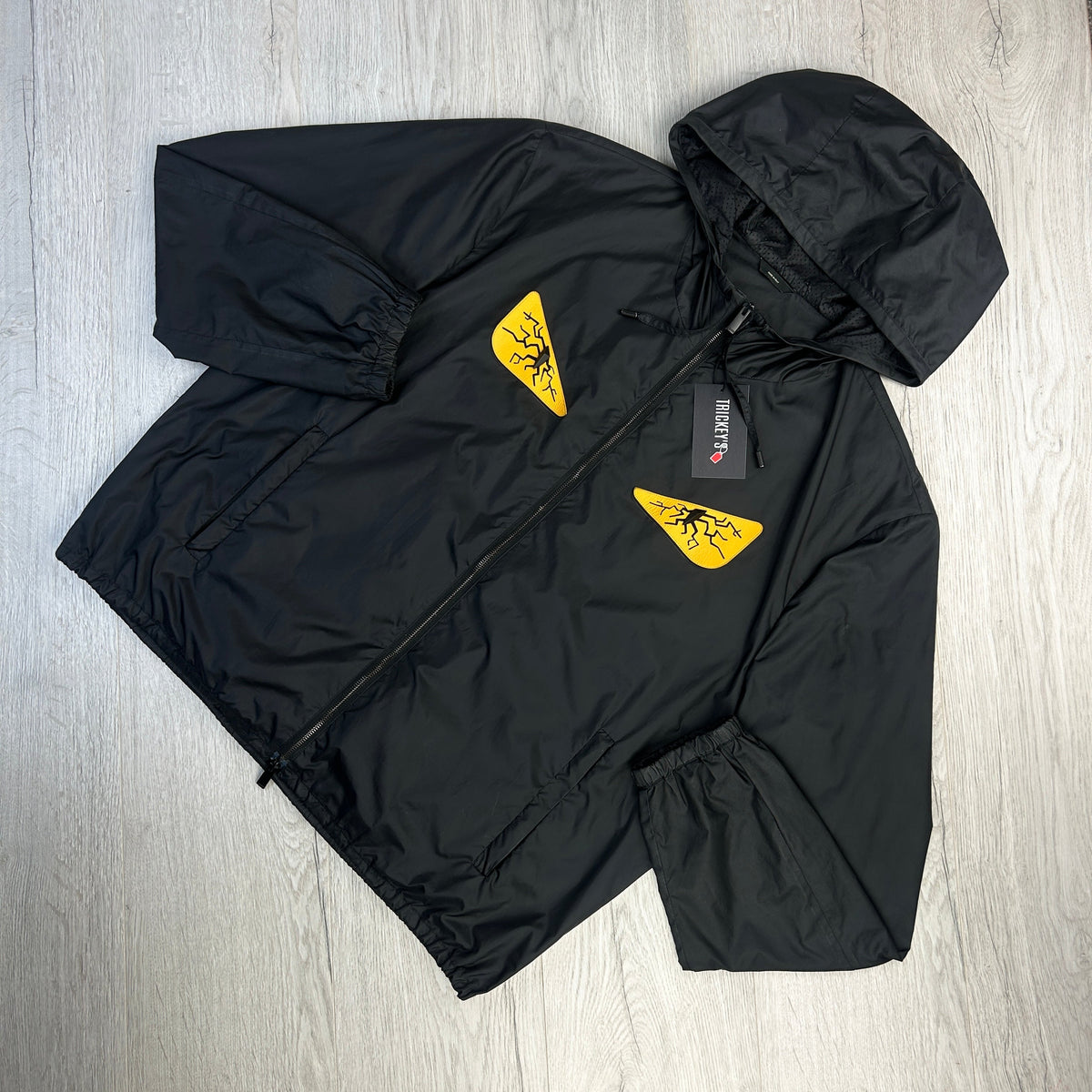 Fendi Men’s Black Zip-up Bug Eyed Windbreaker Jacket - XL