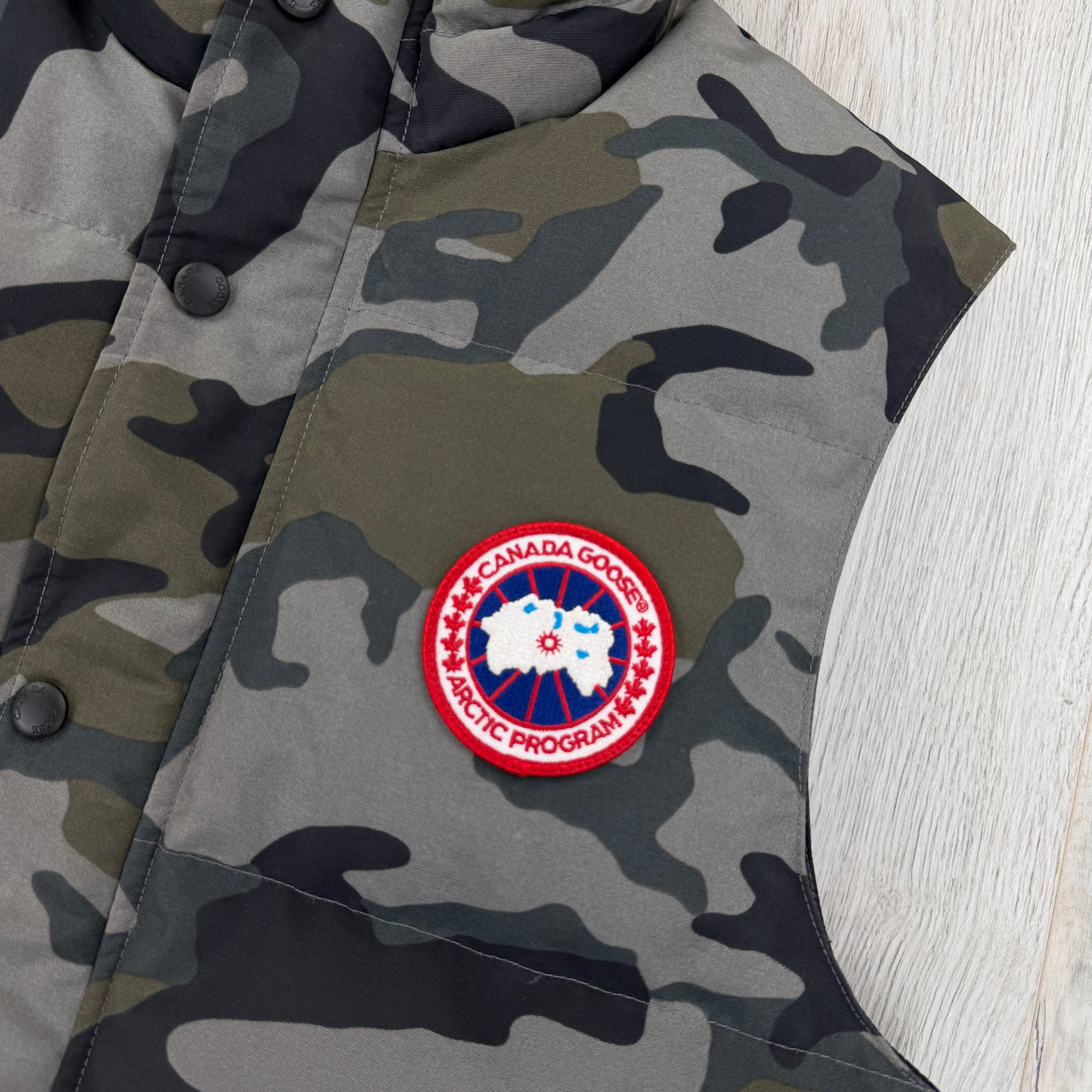 Canada Goose Men’s Camo Bodywarmer - Small