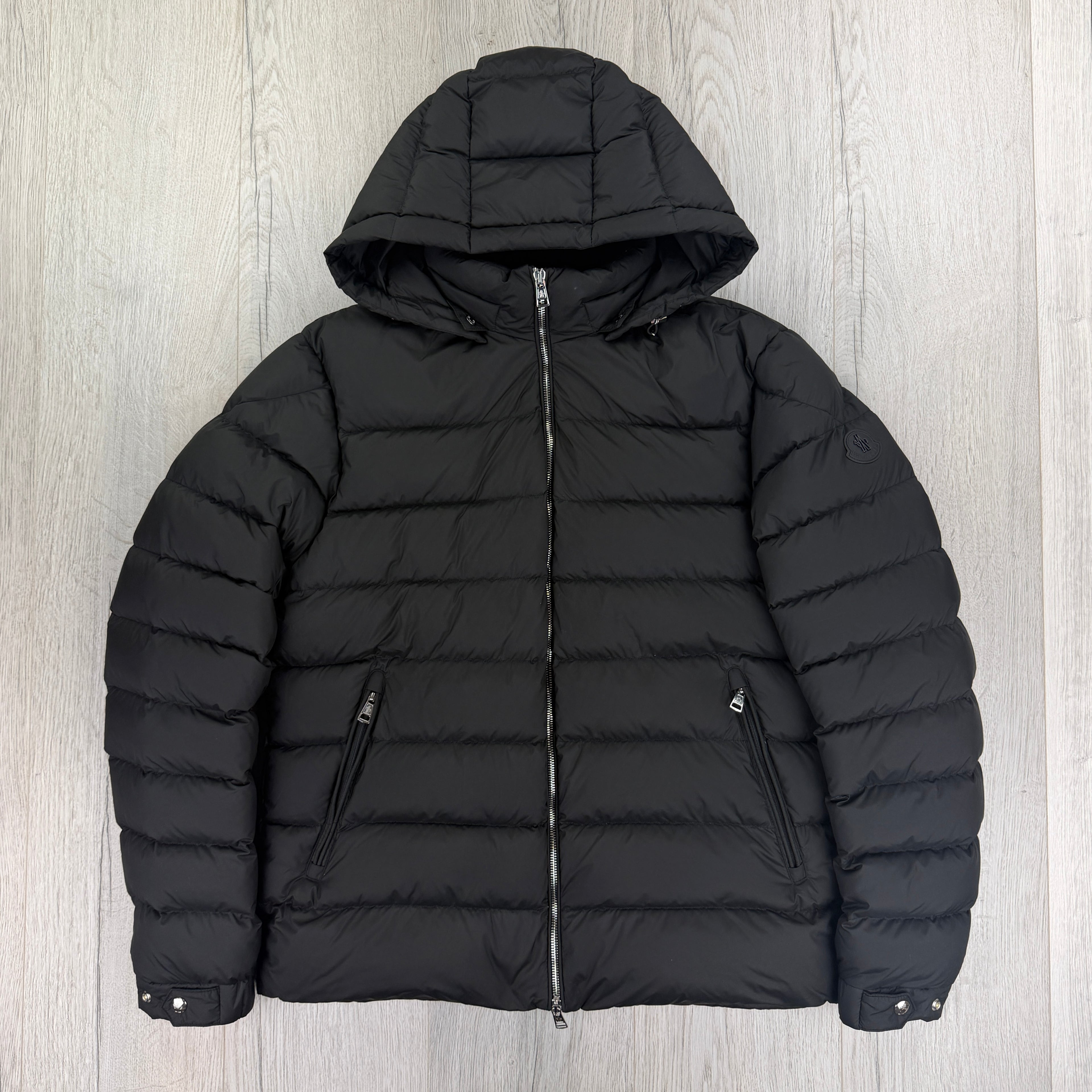 Moncler Arneb Giubbotto Men’s Black Puffer Jacket - Size 3