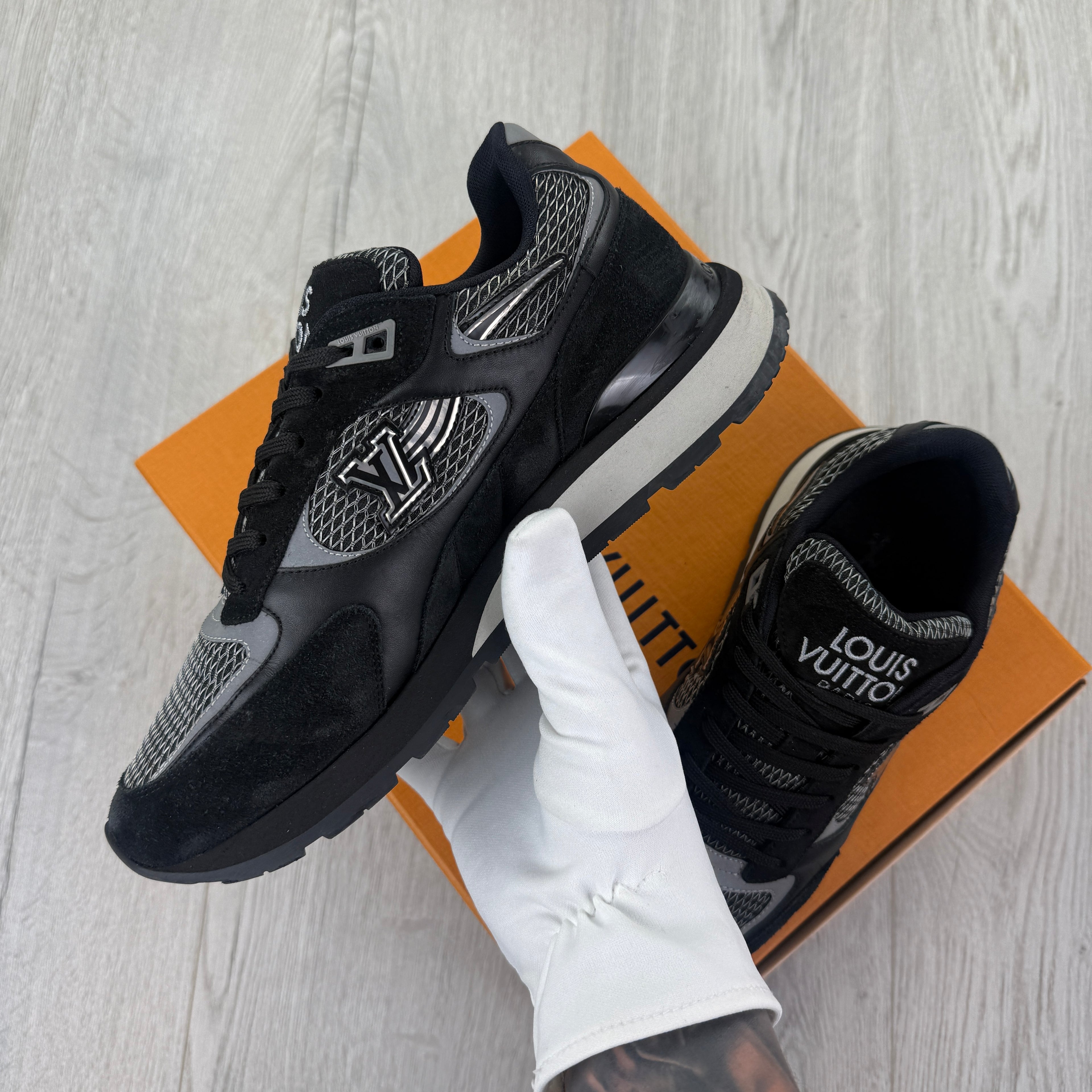 Louis Vuitton Men’s Black Run Away Trainers - Uk 6 (Fit Uk 7)