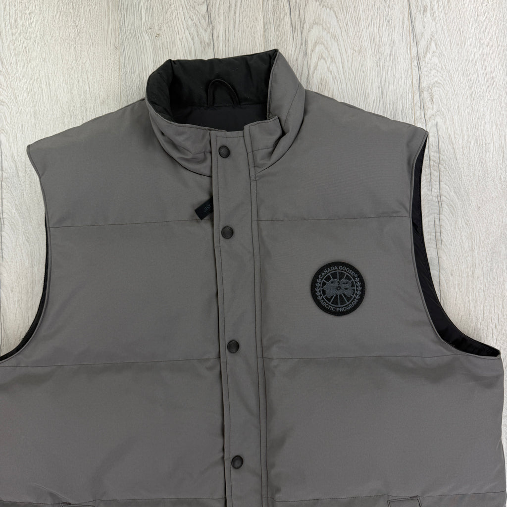 Canada Goose Men’s Grey Black Badge Freestyle Bodywarmer - XXL