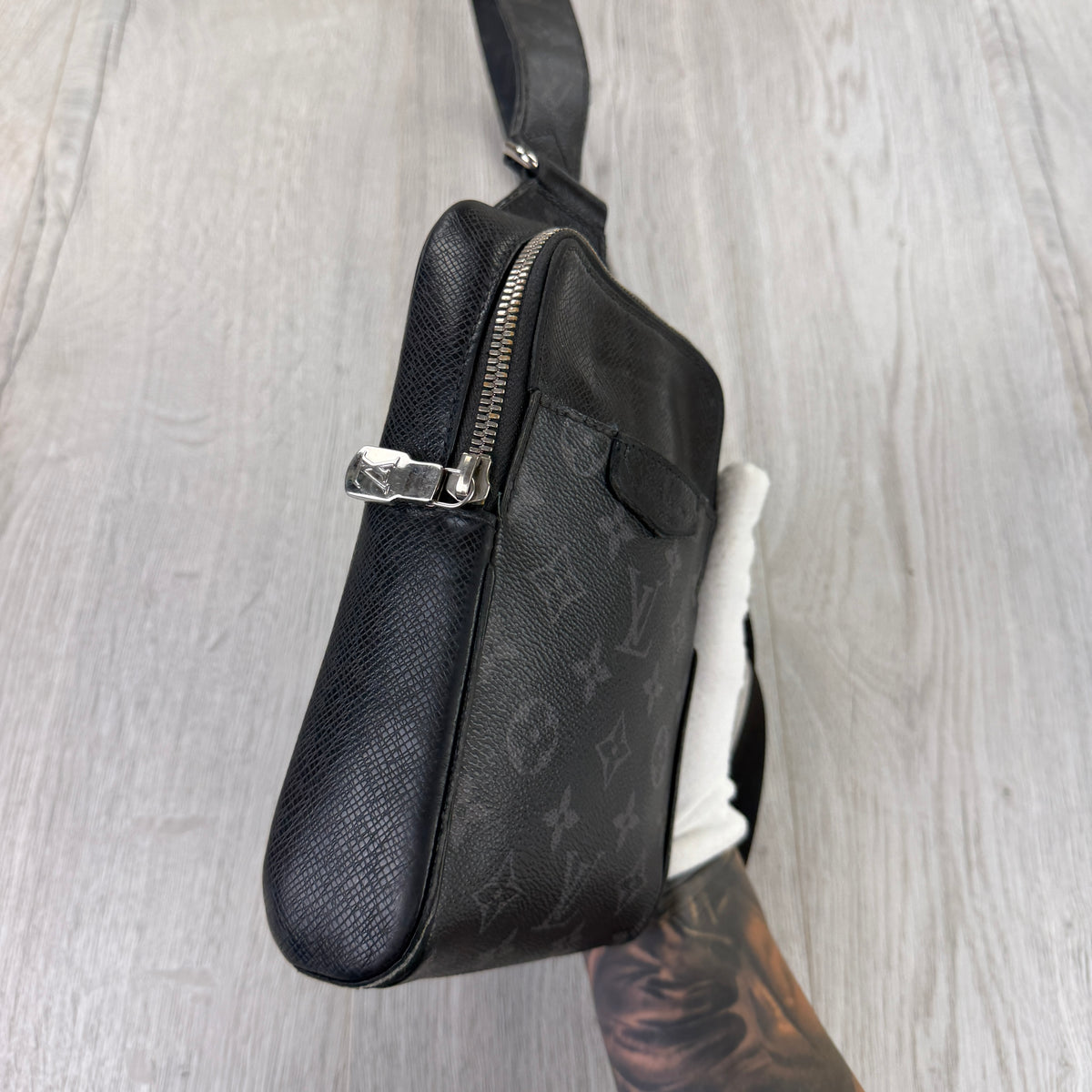 Louis Vuitton Men’s Black Sling Small Side Bag