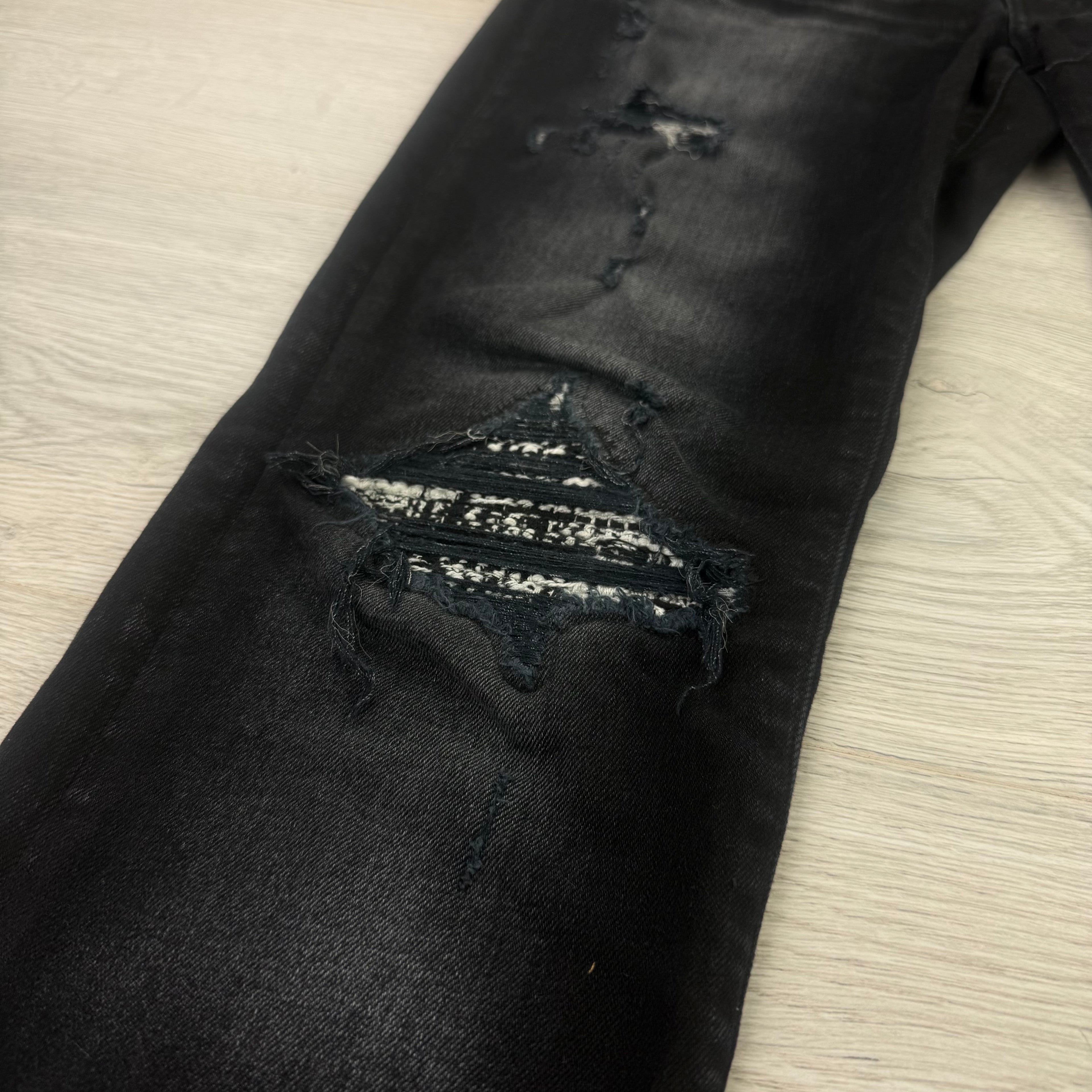 Amiri Men’s Boucle MX1 Aged Black Distressed Jeans - Uk 34