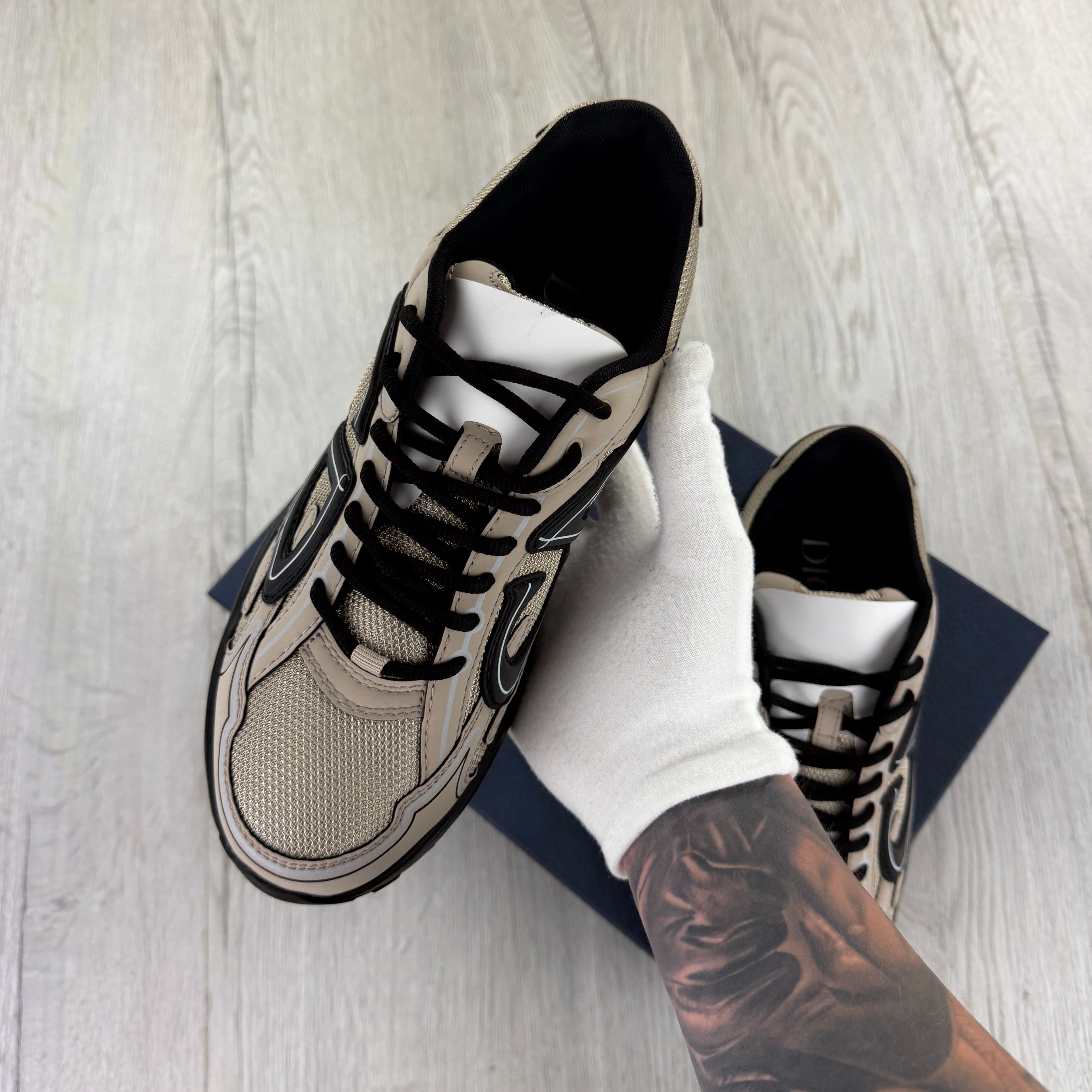 Dior B30 Men’s Beige / Black Trainers