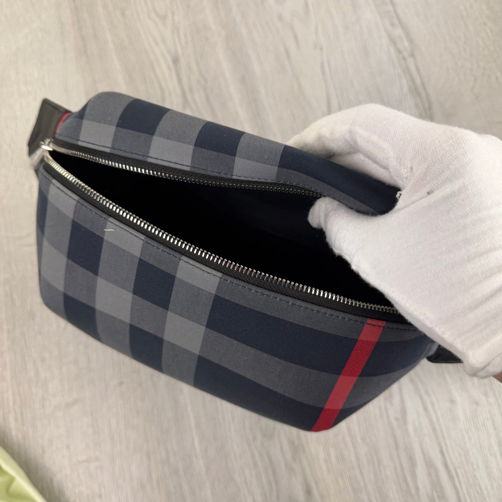 Burberry Men’s Navy Side / Belt Bag