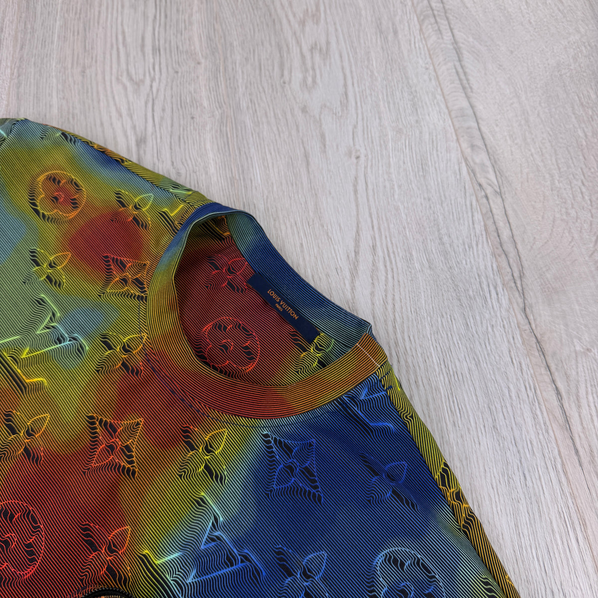 Louis Vuitton Men’s 3D Illusion 2054 T-shirt - Large (Fit XL)