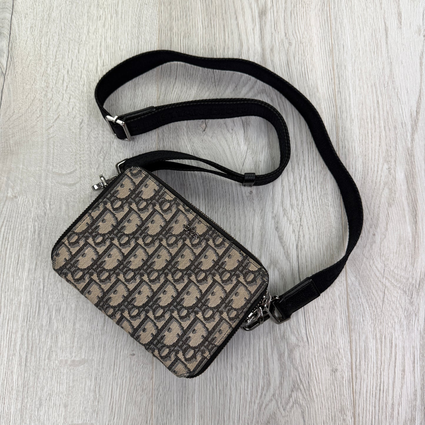 Dior Zipped Pouch With Shoulder Strap Bag