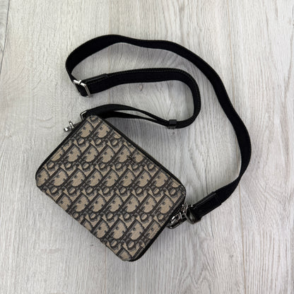 Dior Zipped Pouch With Shoulder Strap Bag