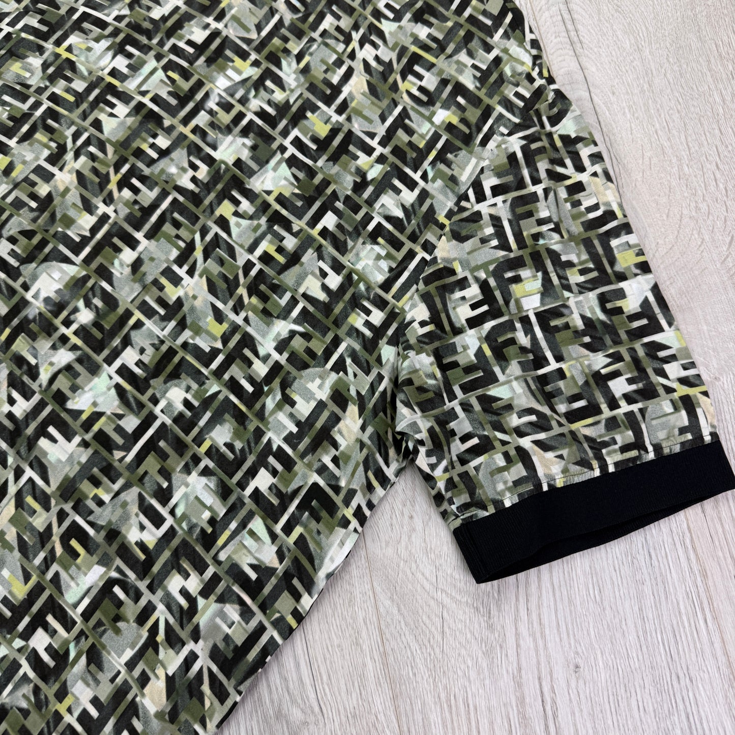 Fendi Men’s FF Printed Camouflage T-shirt - Medium