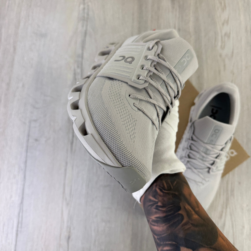 On Running Cloudswift 4 Grey Trainers